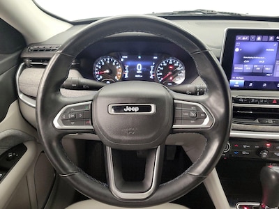 Steering Wheel & Instrument Cluster (On)