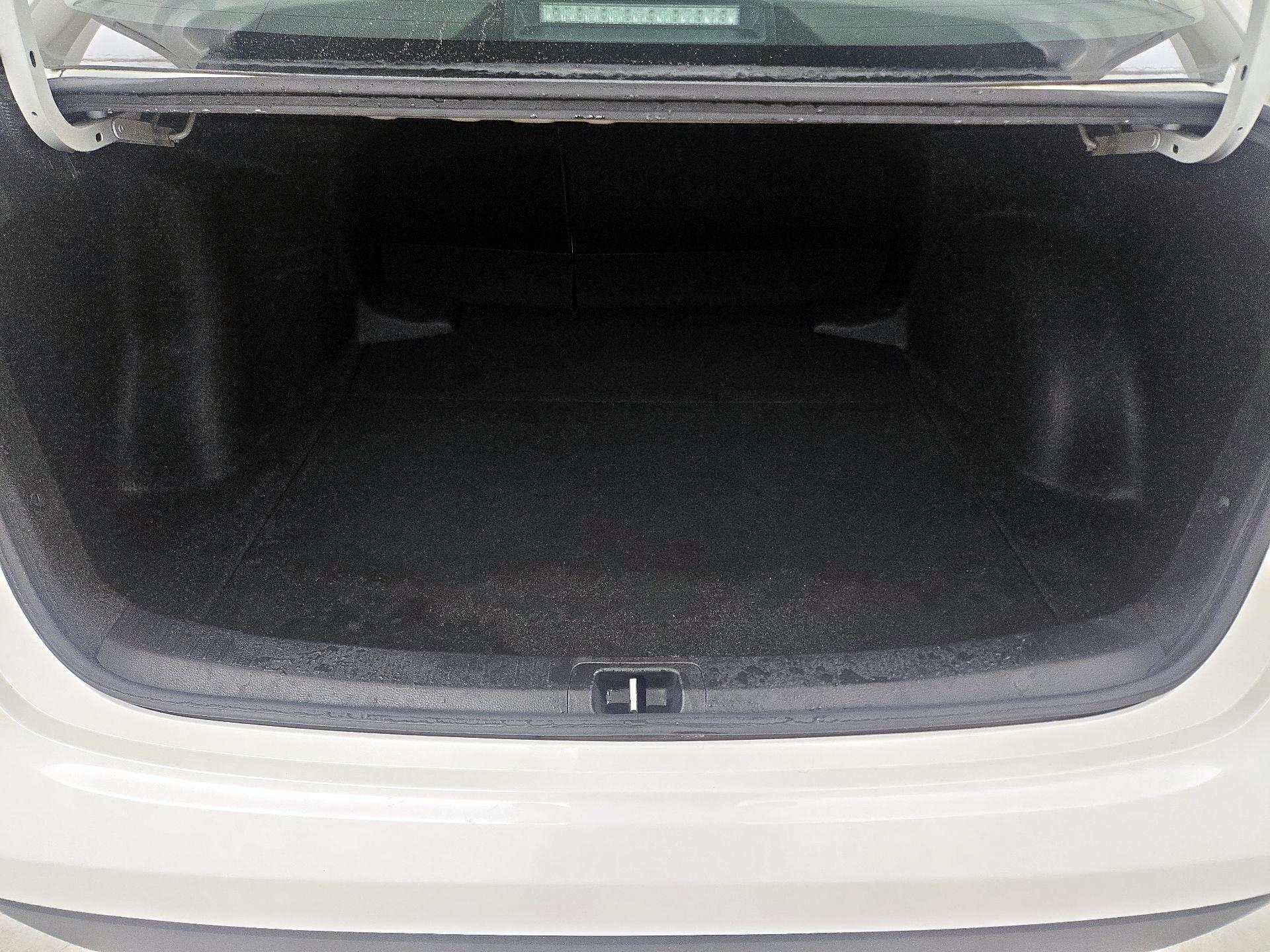 Thumbnail: 2020 Toyota Corolla - 20