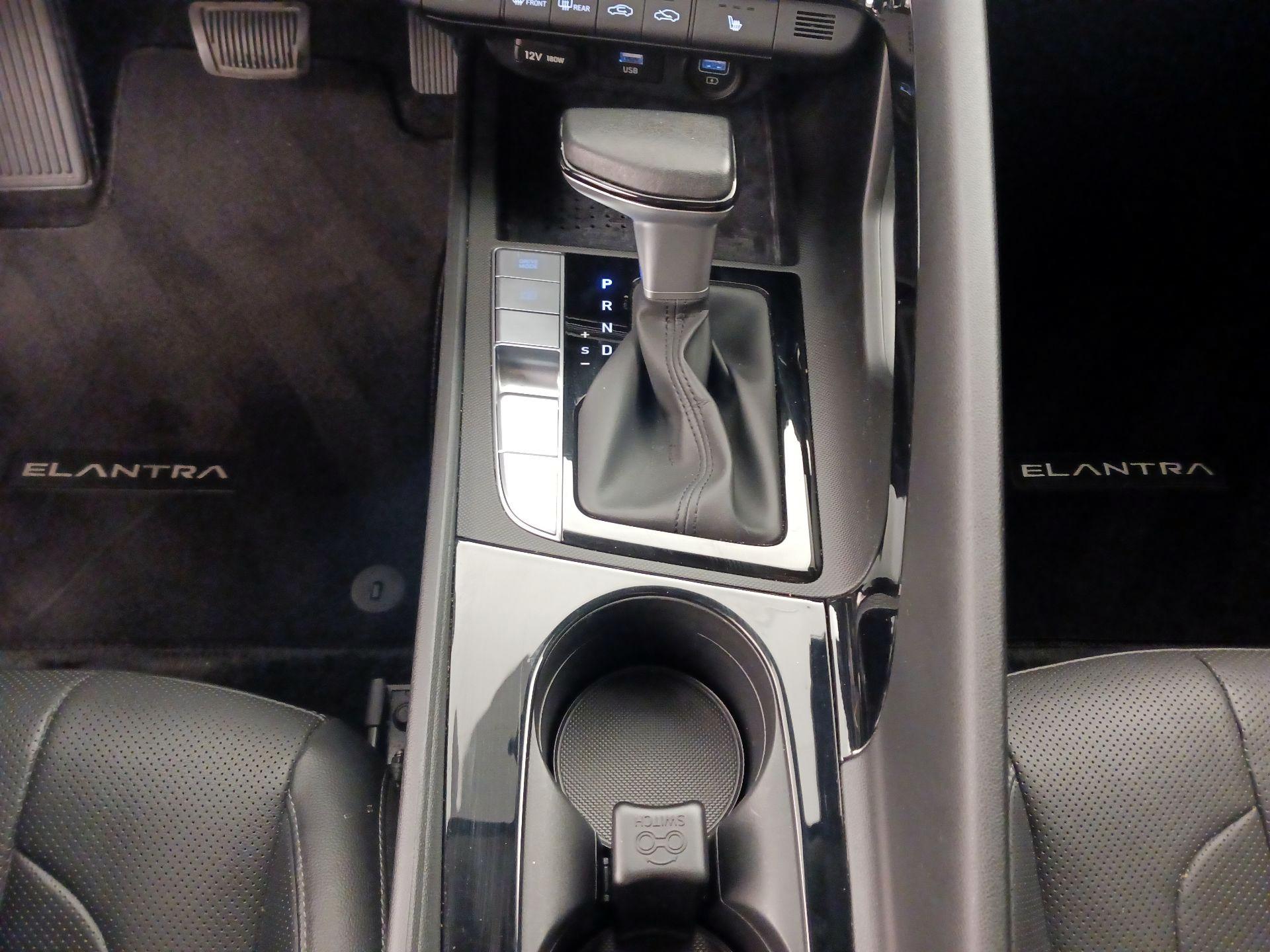 Thumbnail: 2023 Hyundai Elantra - 18