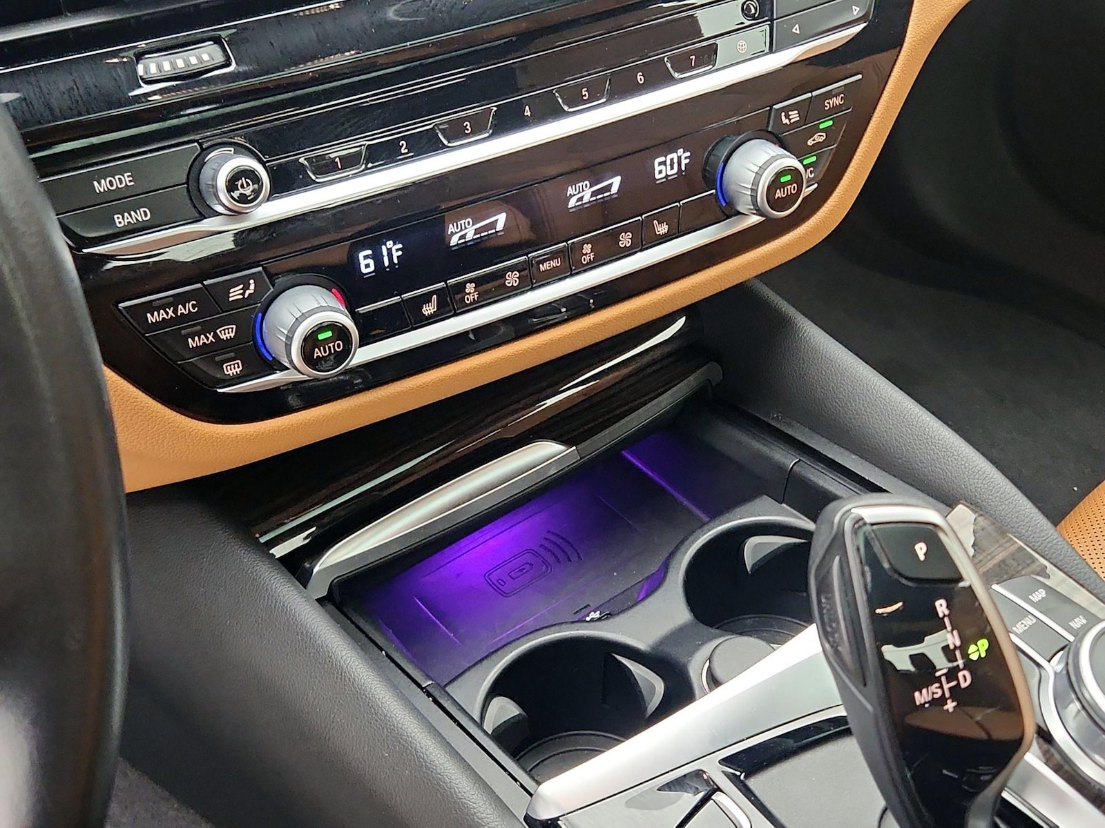 2021 BMW 5 Series 530i - Photo 18