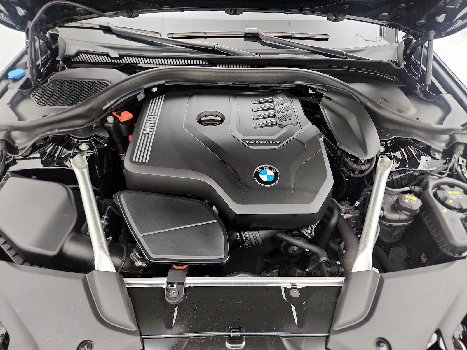 2021 BMW 5 Series 530i - Photo 24