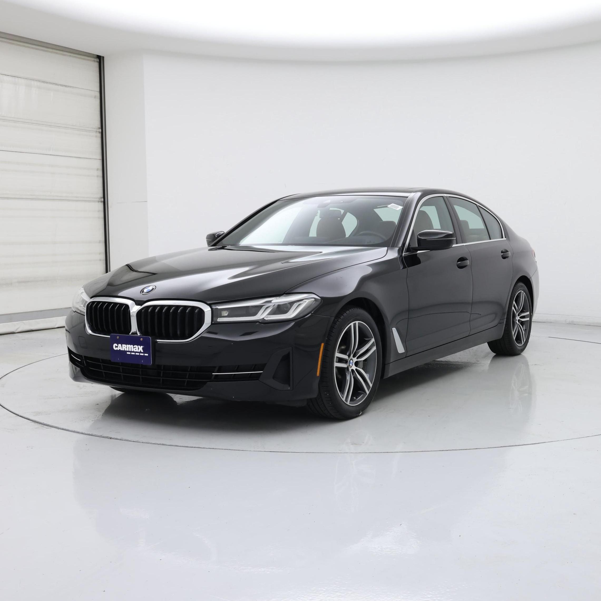 Thumbnail: 2021 BMW 5 Series - 4