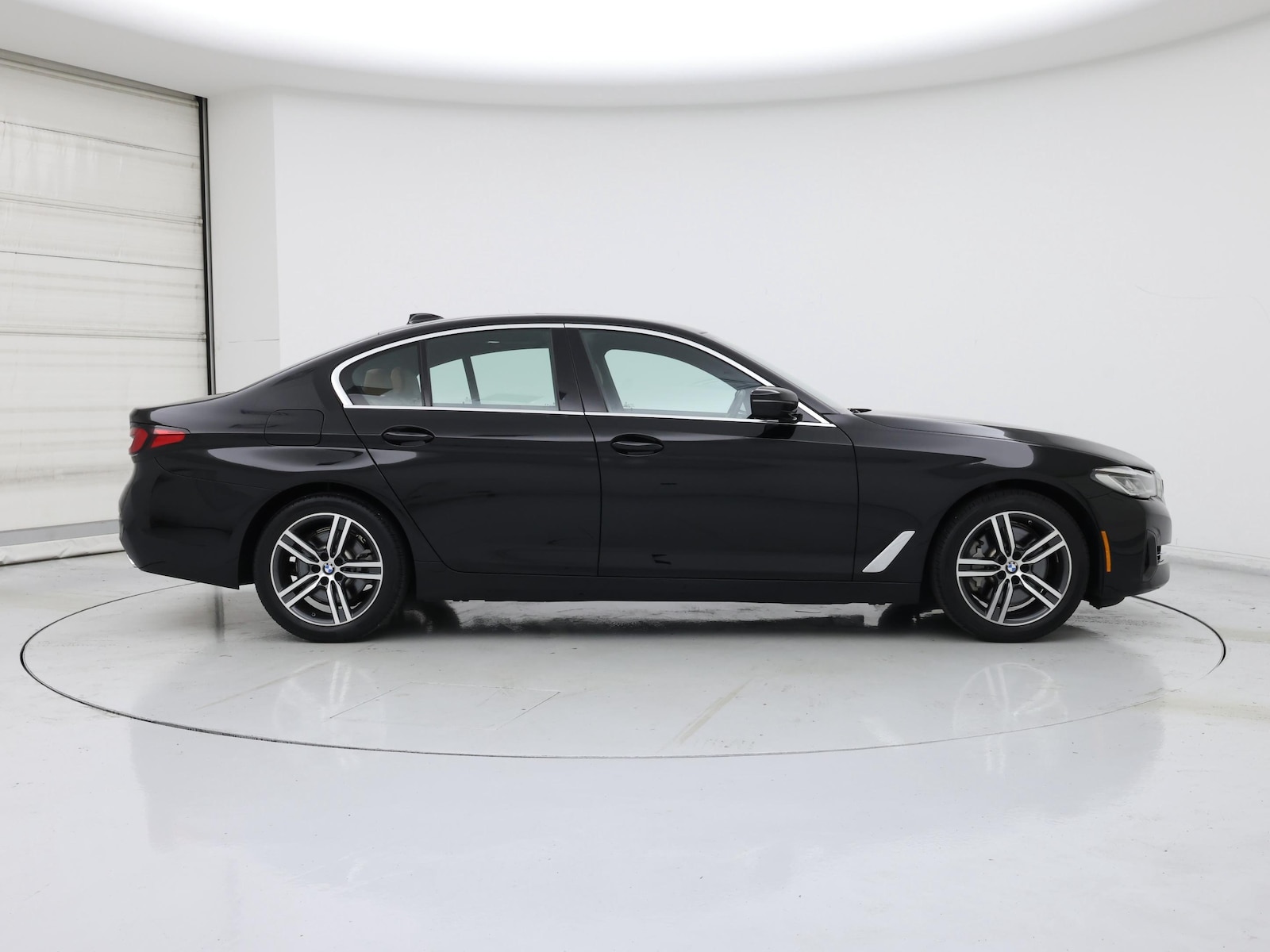 2021 BMW 5 Series 530i - Photo 8