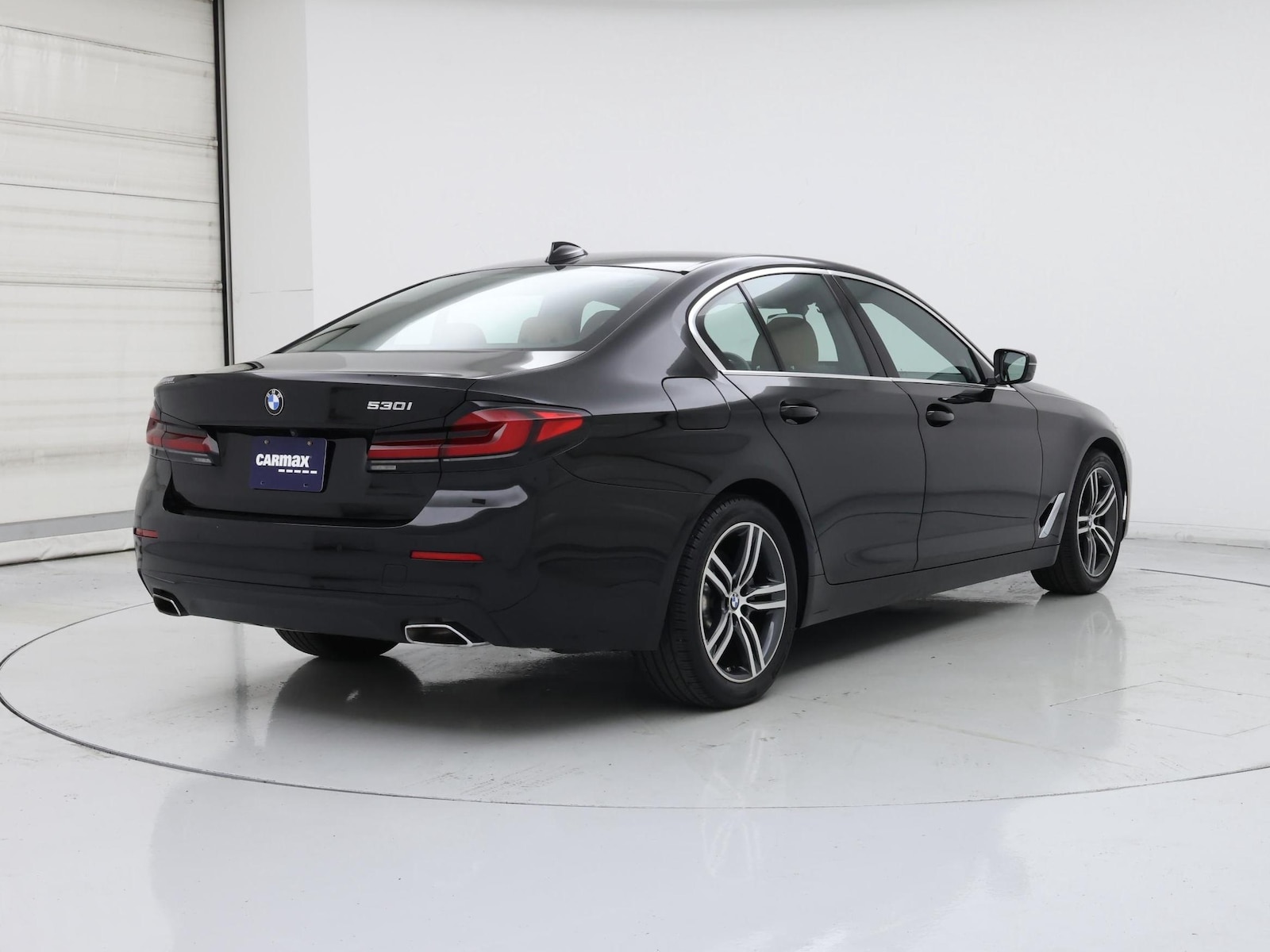 2021 BMW 5 Series 530i - Photo 9