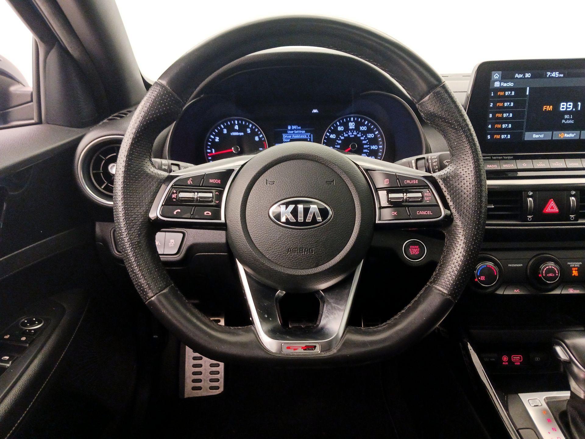 Thumbnail: 2020 Kia Forte - 10