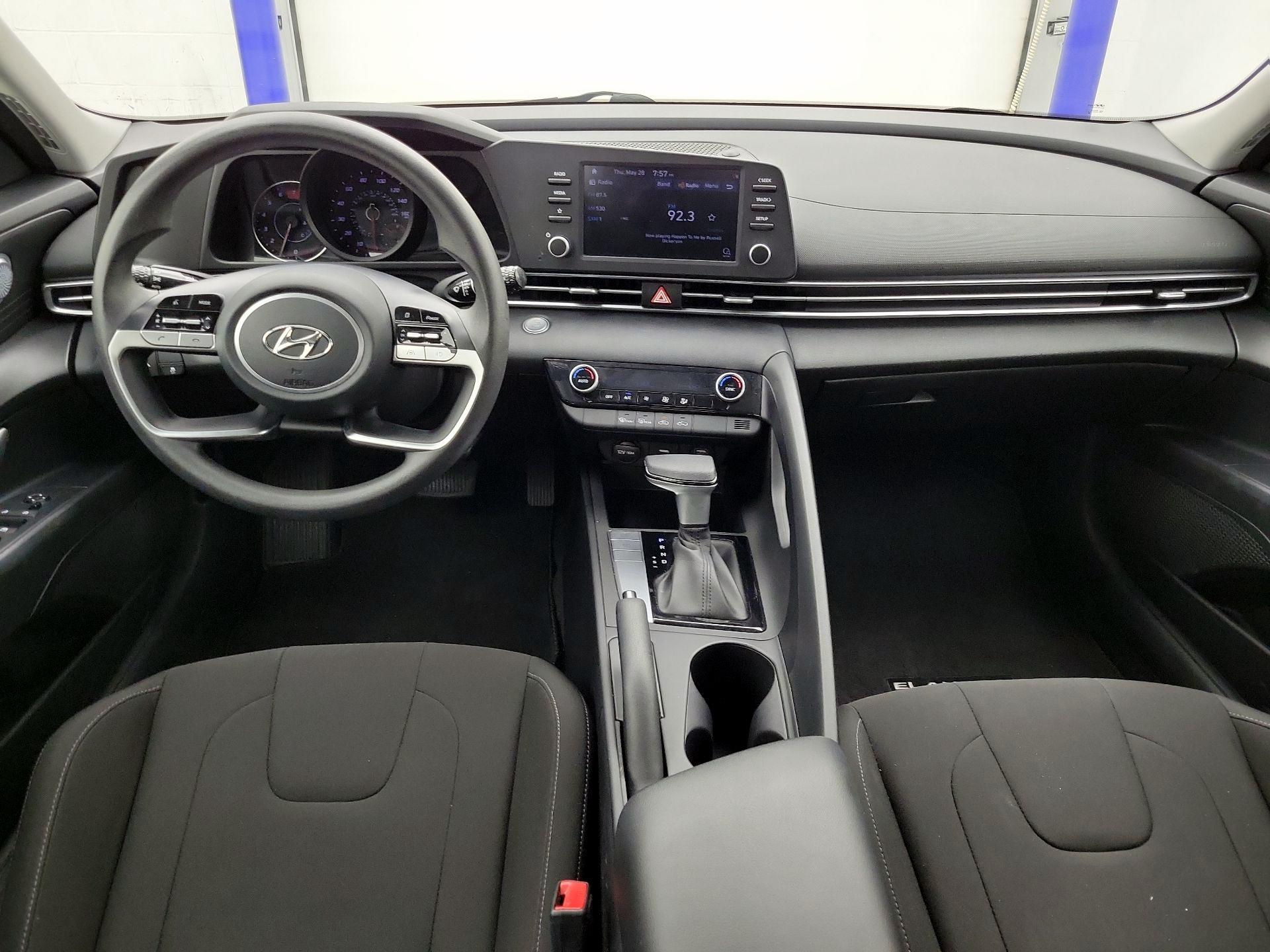 Thumbnail: 2021 Hyundai Elantra - 9
