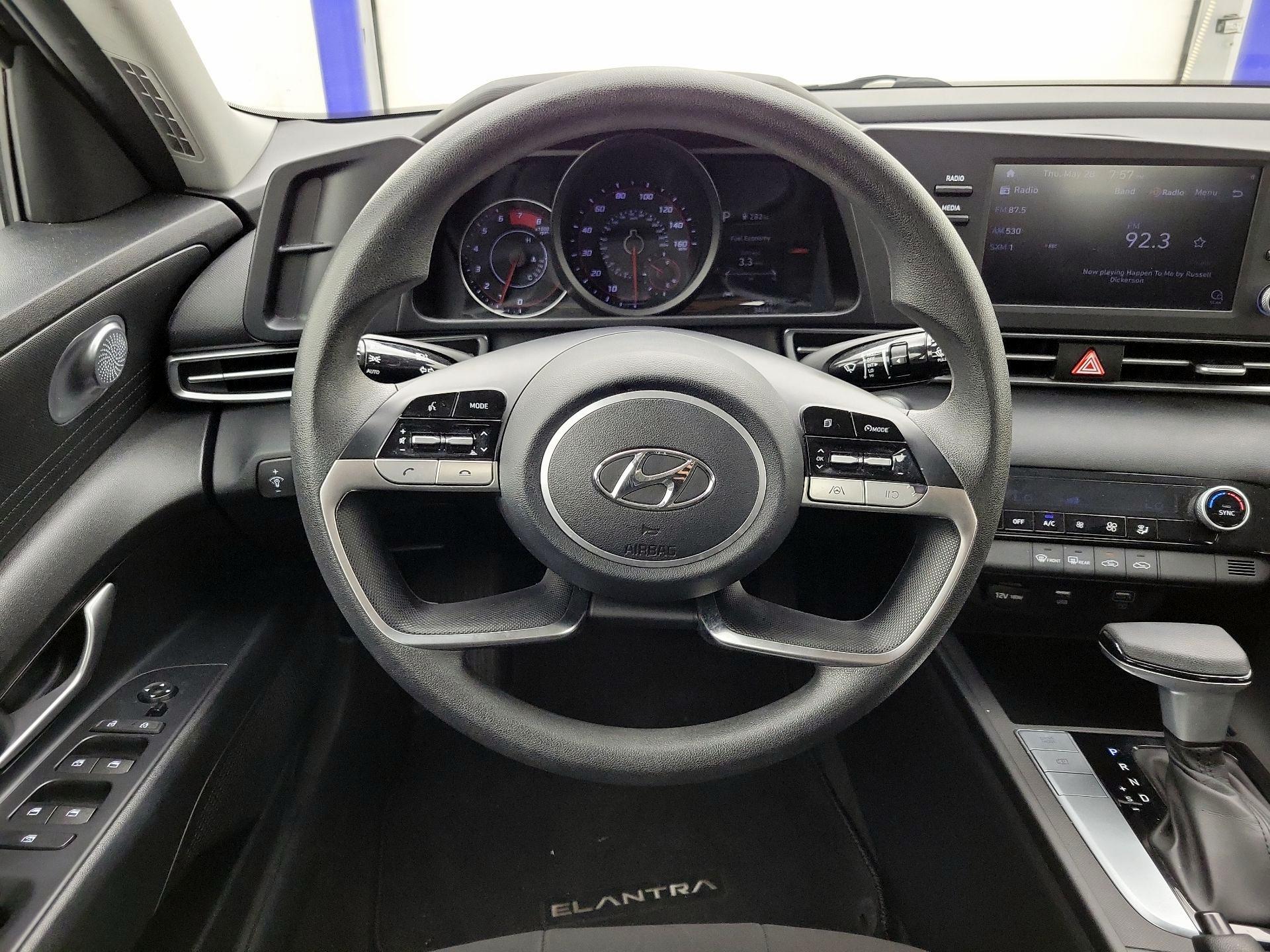 Thumbnail: 2021 Hyundai Elantra - 10