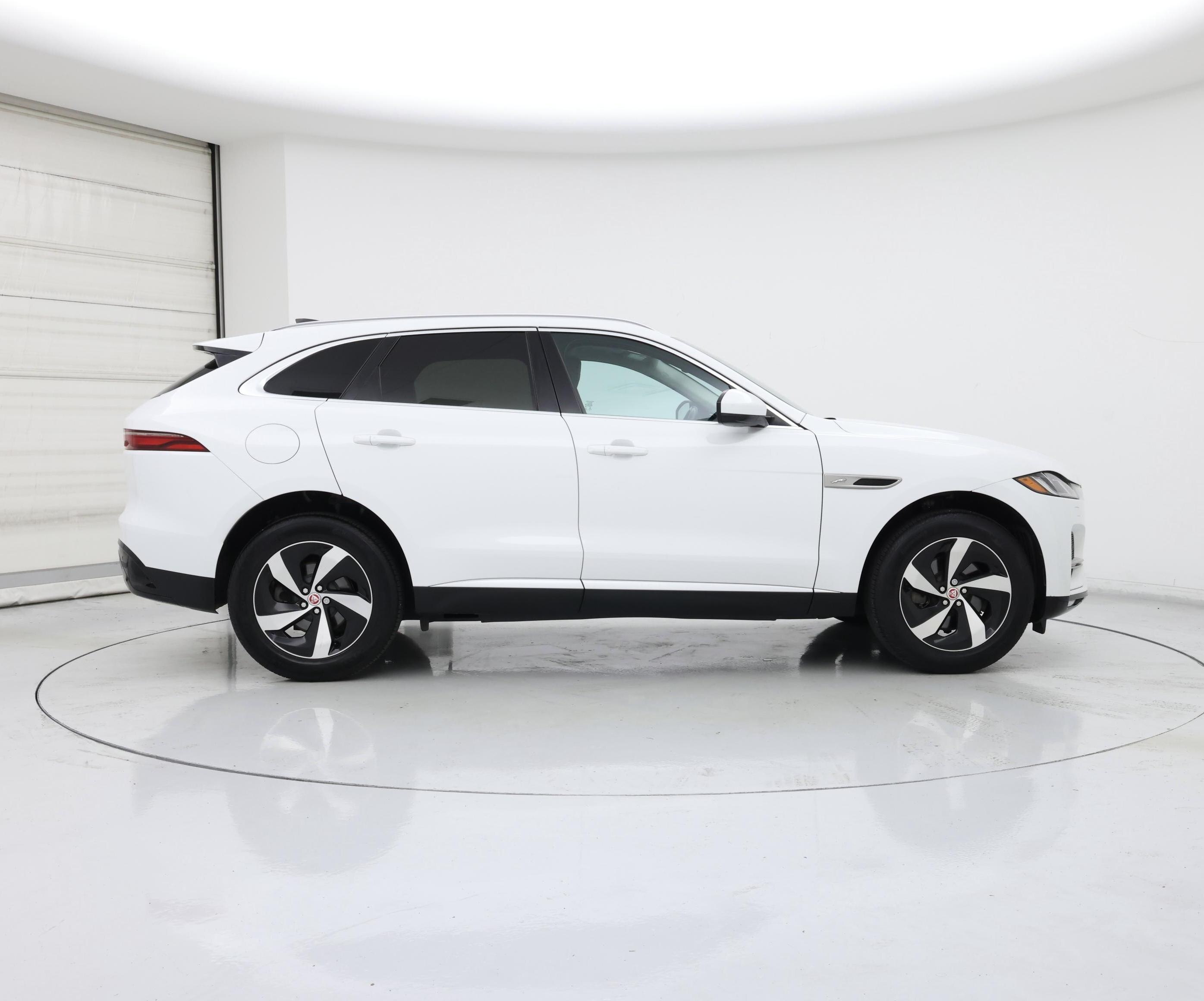 Thumbnail: 2022 Jaguar F-Pace - 7