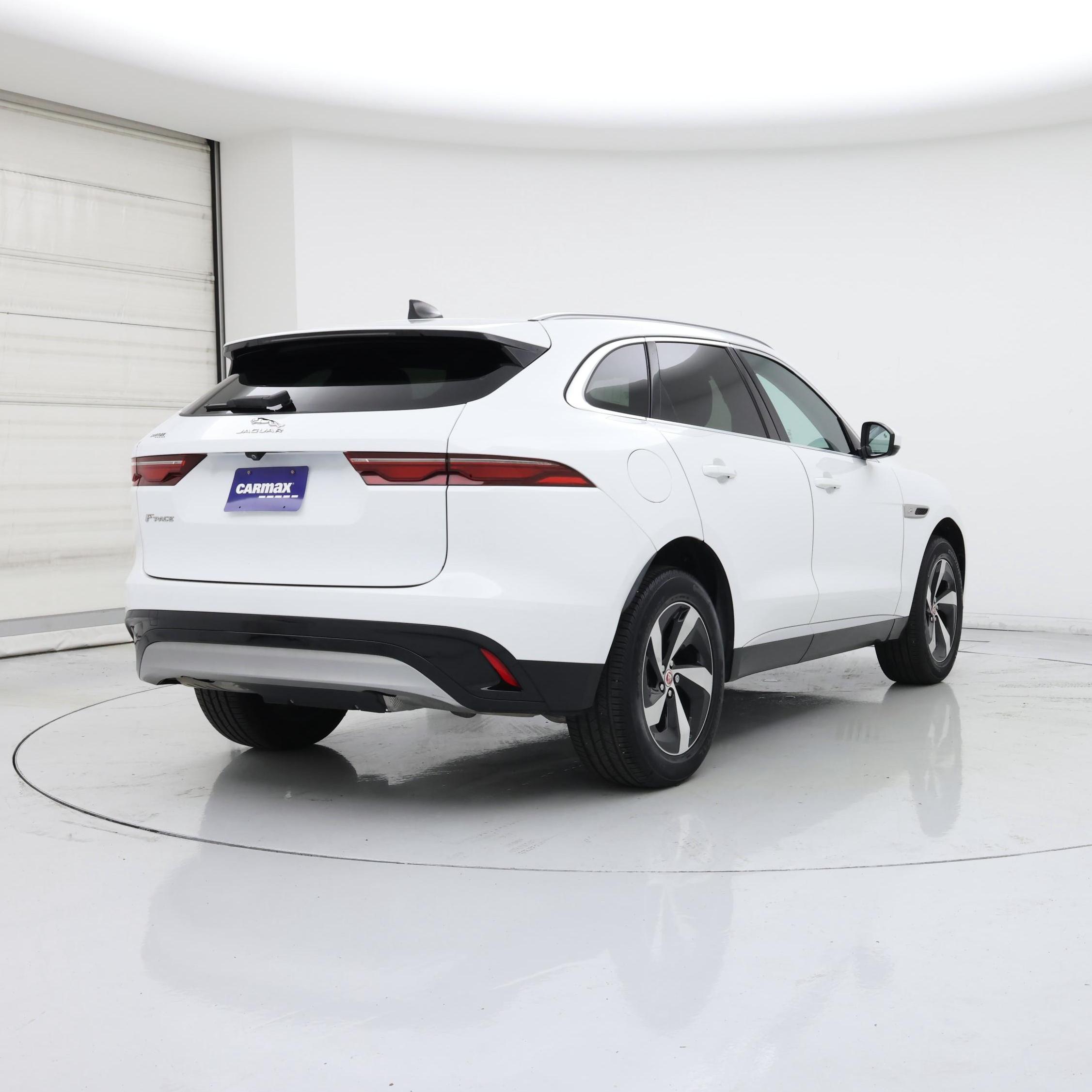 Thumbnail: 2022 Jaguar F-Pace - 8