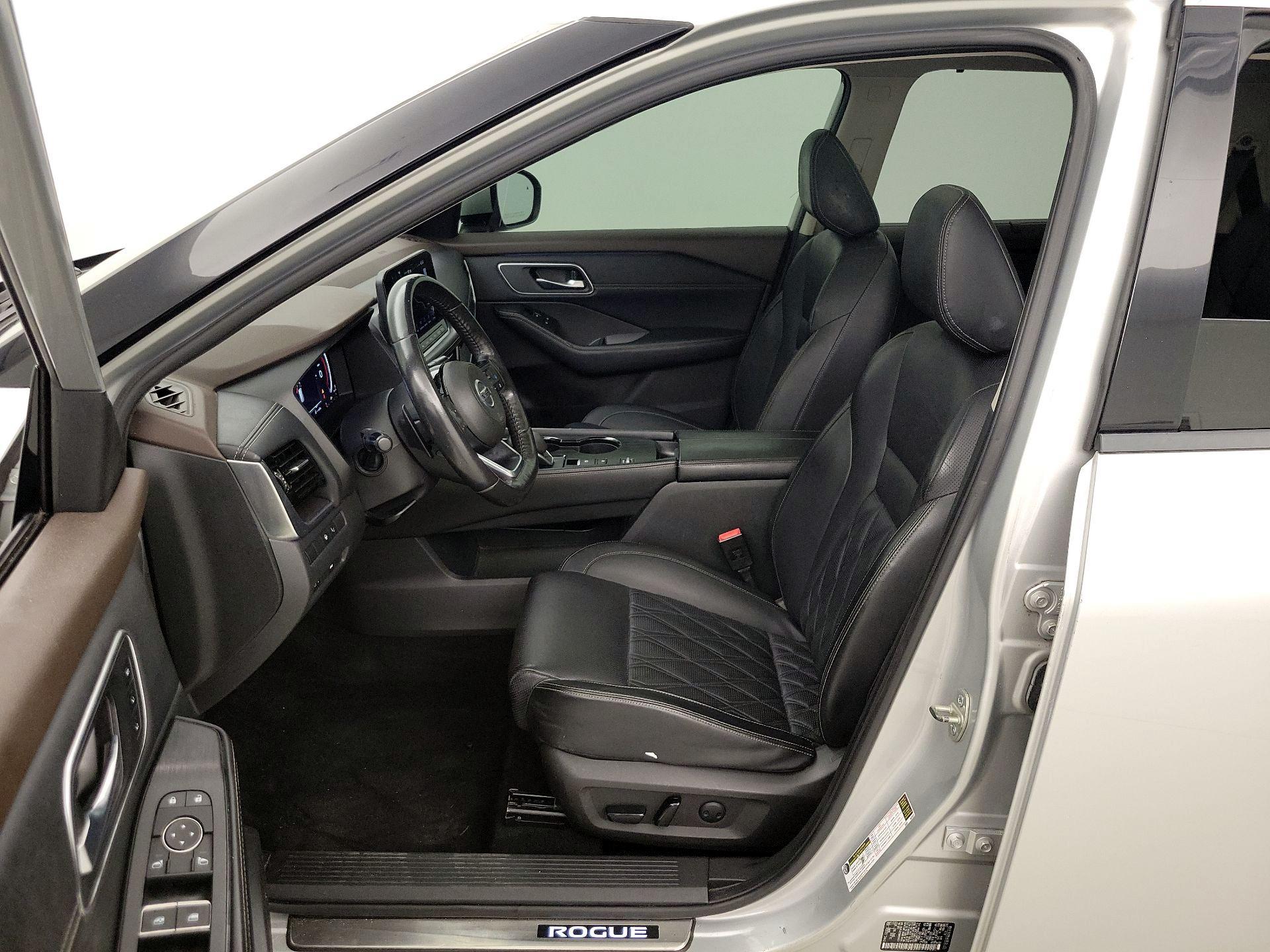 Thumbnail: 2021 Nissan Rogue - 11