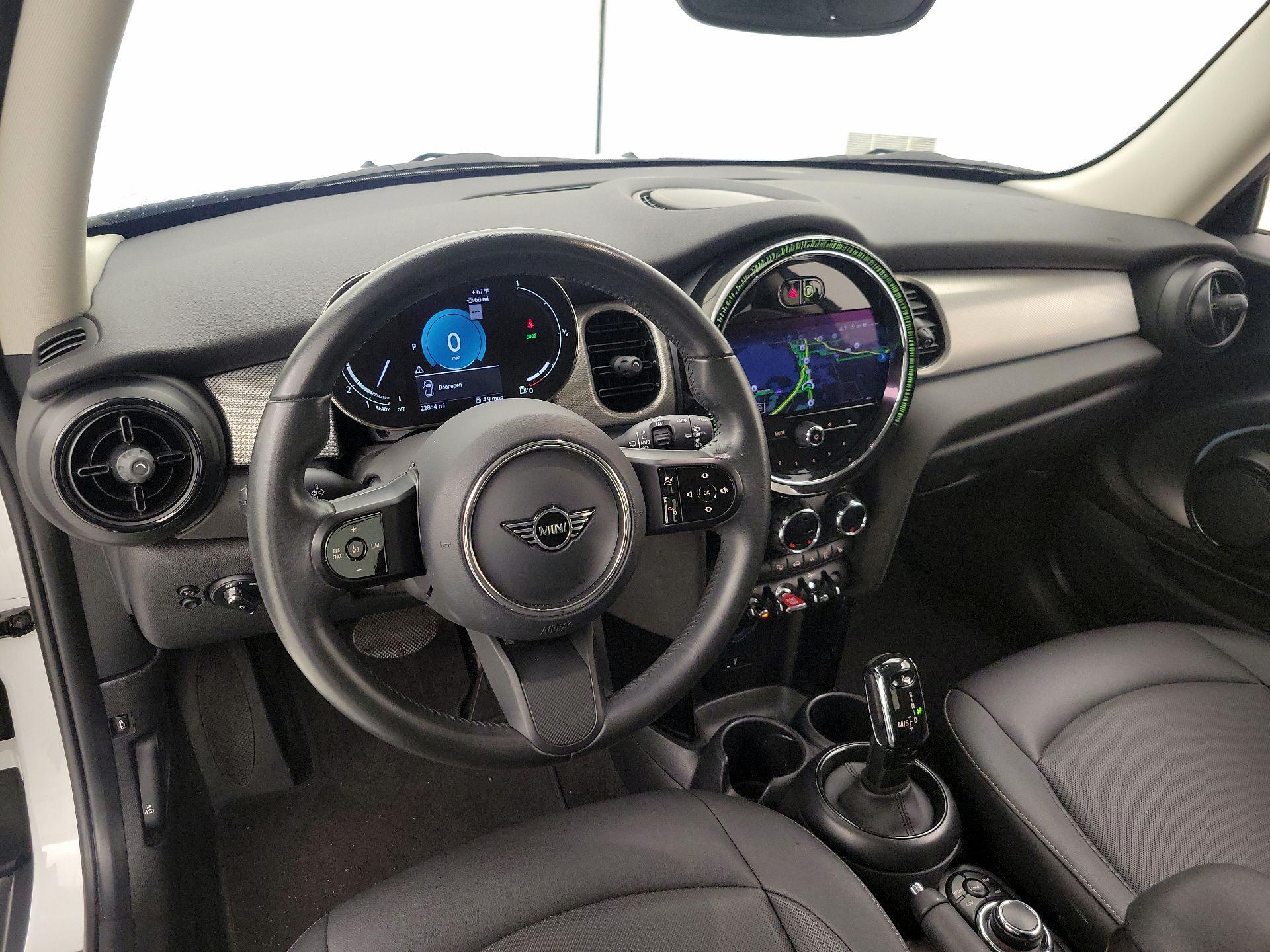 Thumbnail: 2024 MINI Cooper Hardtop - 9