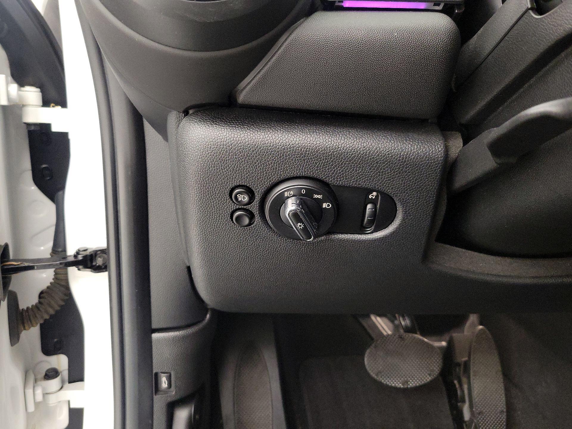 Thumbnail: 2024 MINI Cooper Hardtop - 13