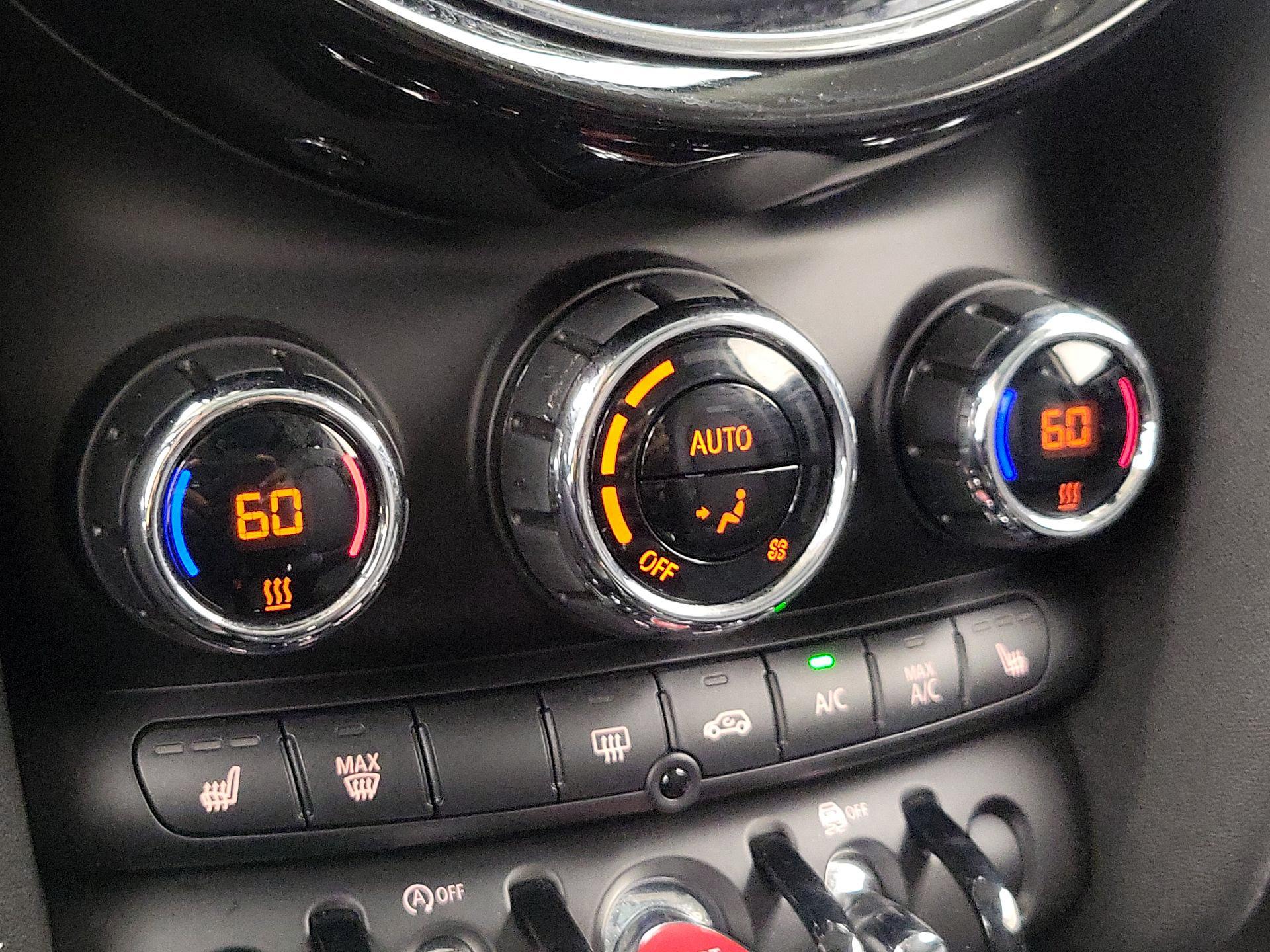 Thumbnail: 2024 MINI Cooper Hardtop - 17