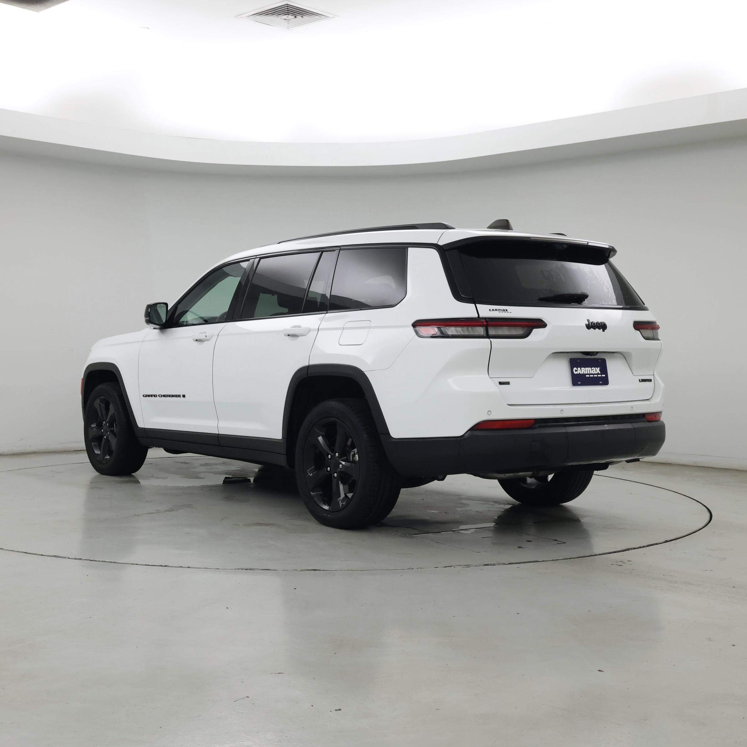 Thumbnail: 2023 Jeep Grand Cherokee L - 2