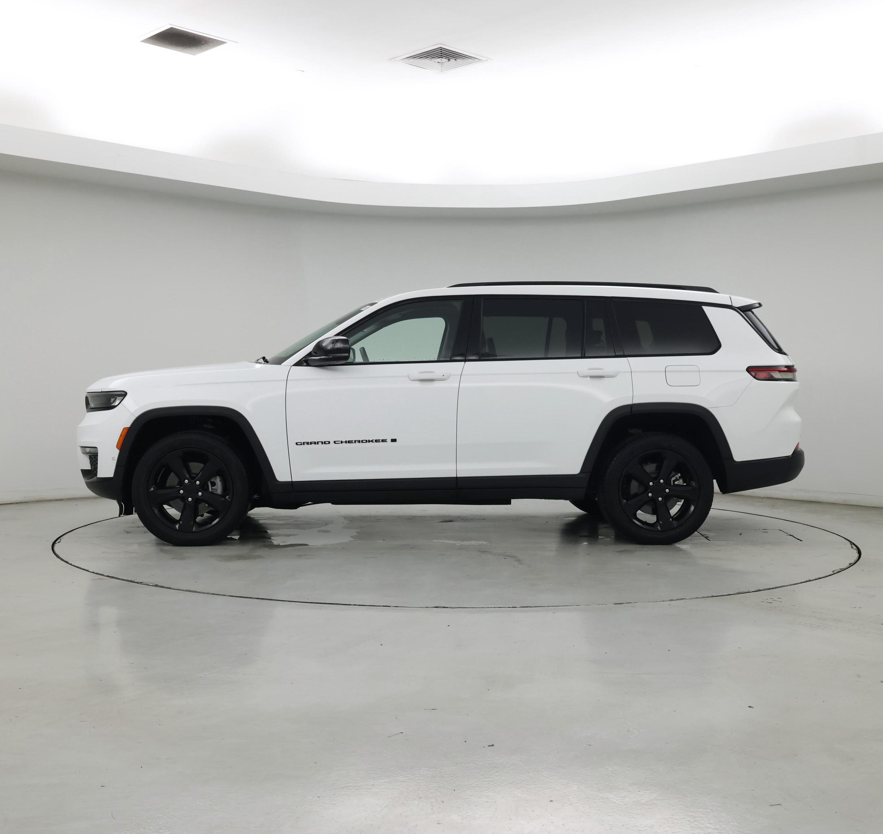 Thumbnail: 2023 Jeep Grand Cherokee L - 3
