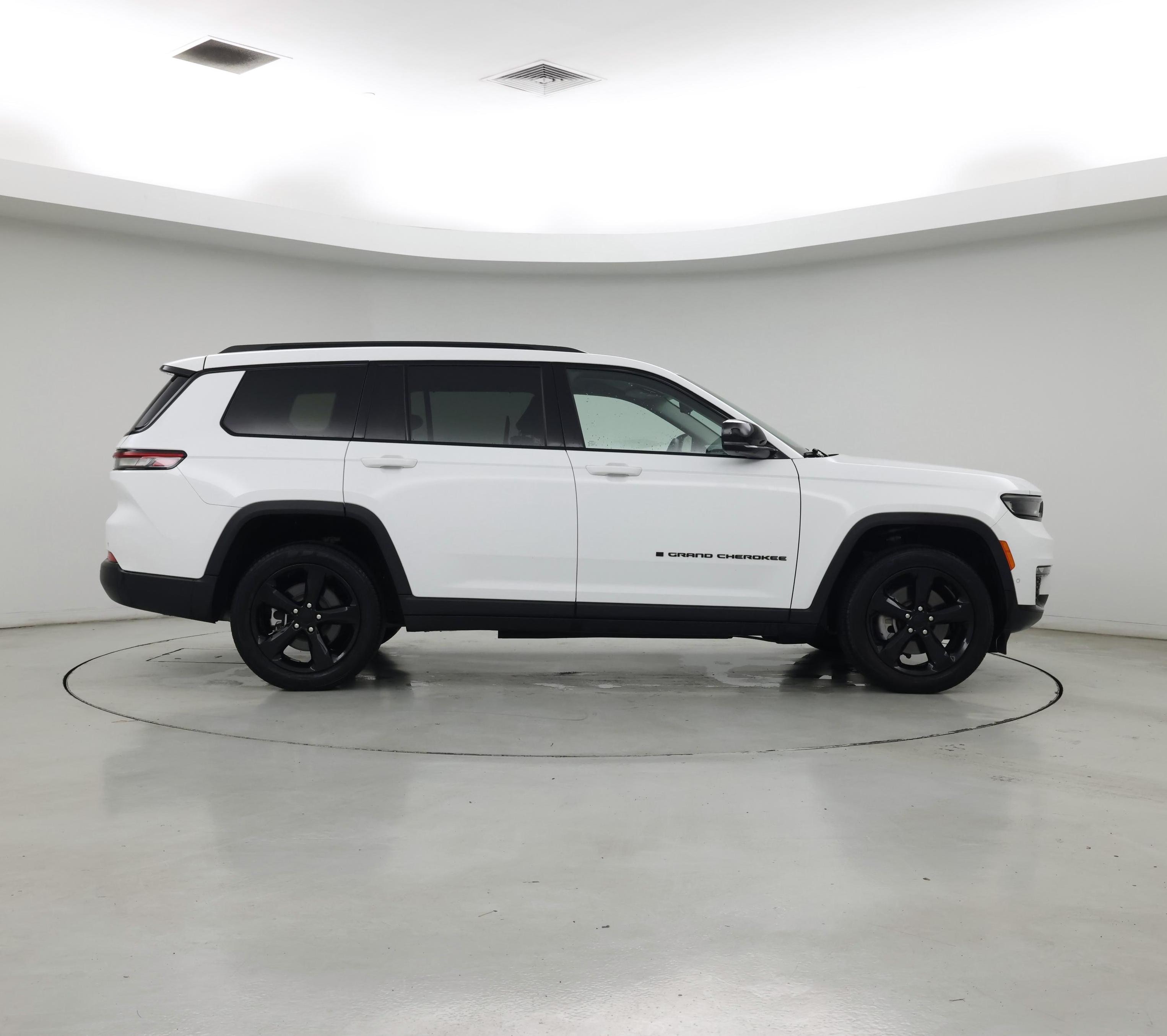 Thumbnail: 2023 Jeep Grand Cherokee L - 7