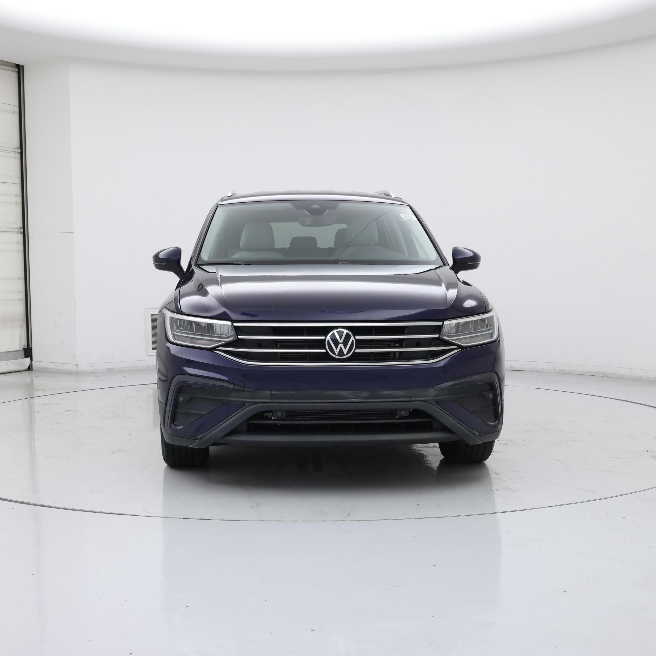 Thumbnail: 2023 Volkswagen Tiguan - 5