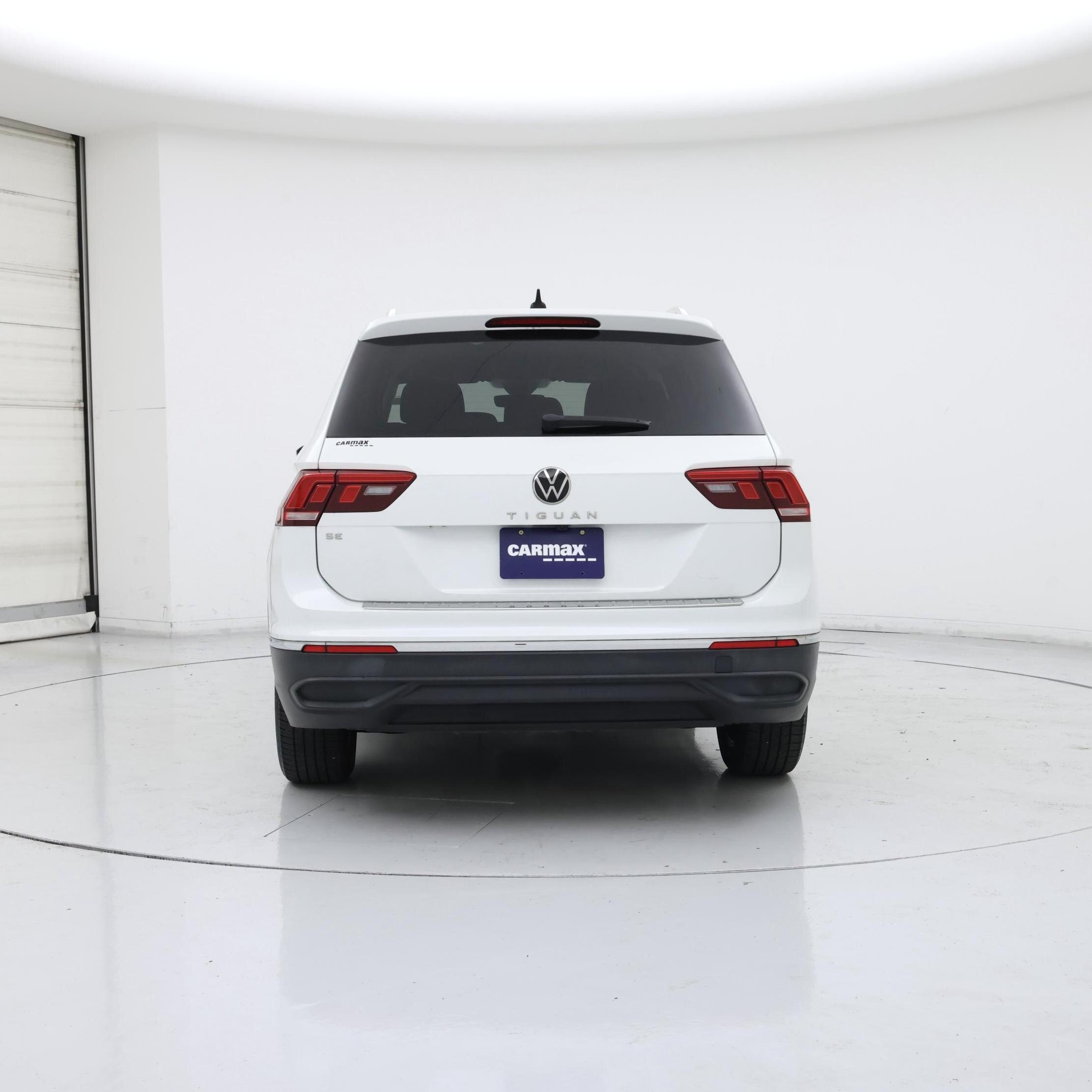 Thumbnail: 2023 Volkswagen Tiguan - 6