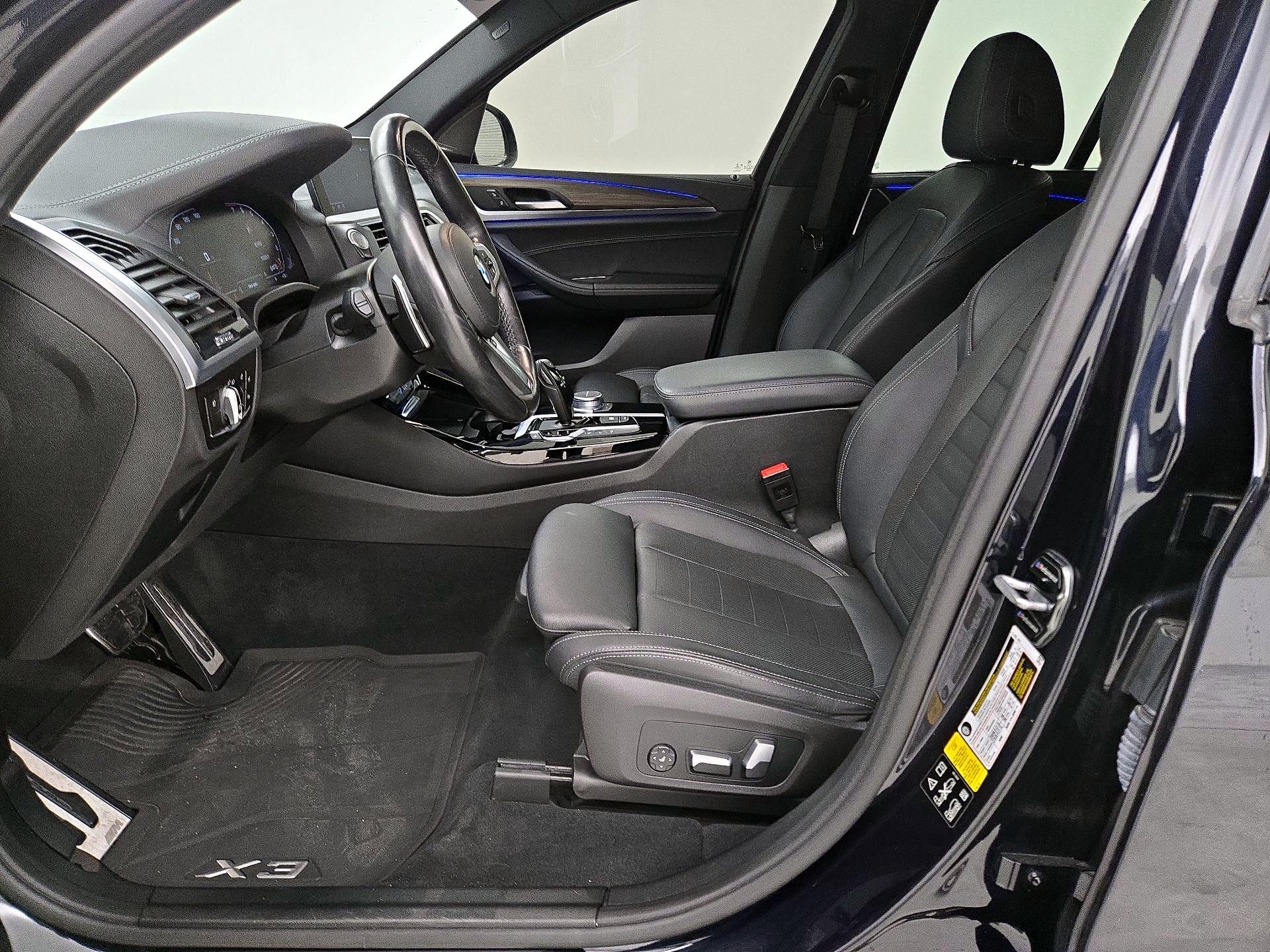 Thumbnail: 2021 BMW X3 - 11