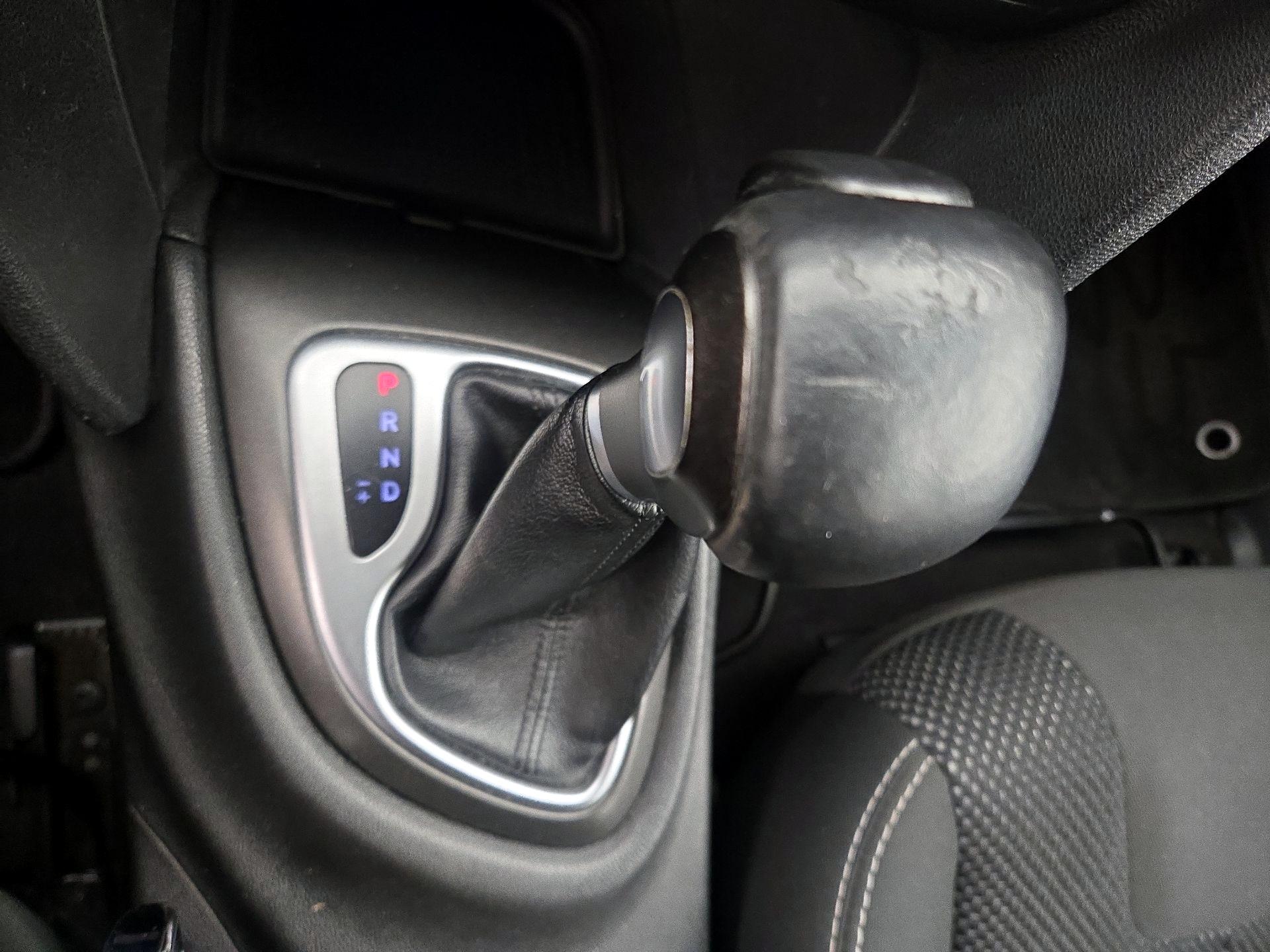 Thumbnail: 2016 Dodge Dart - 18