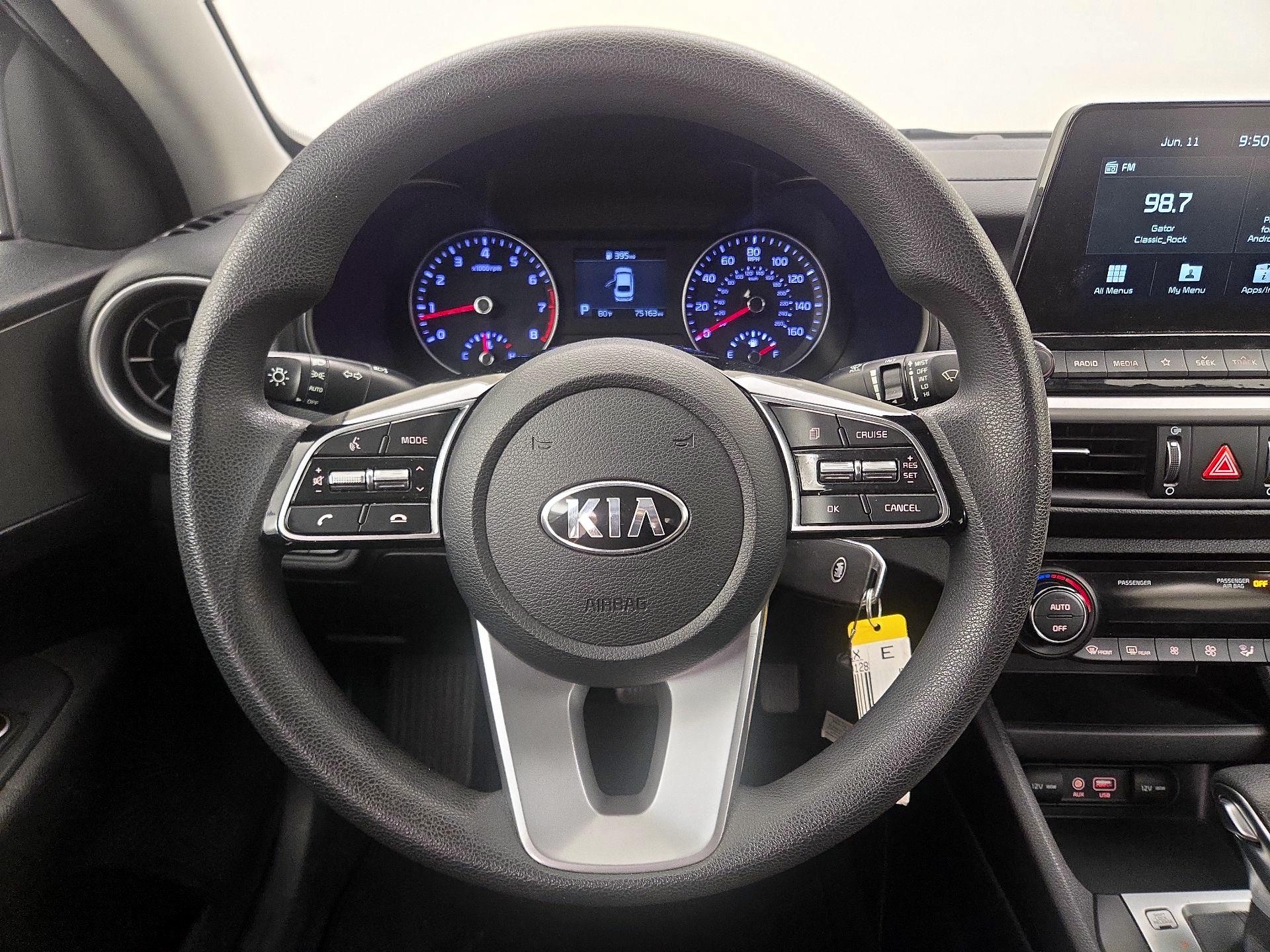 Thumbnail: 2019 Kia Forte - 10