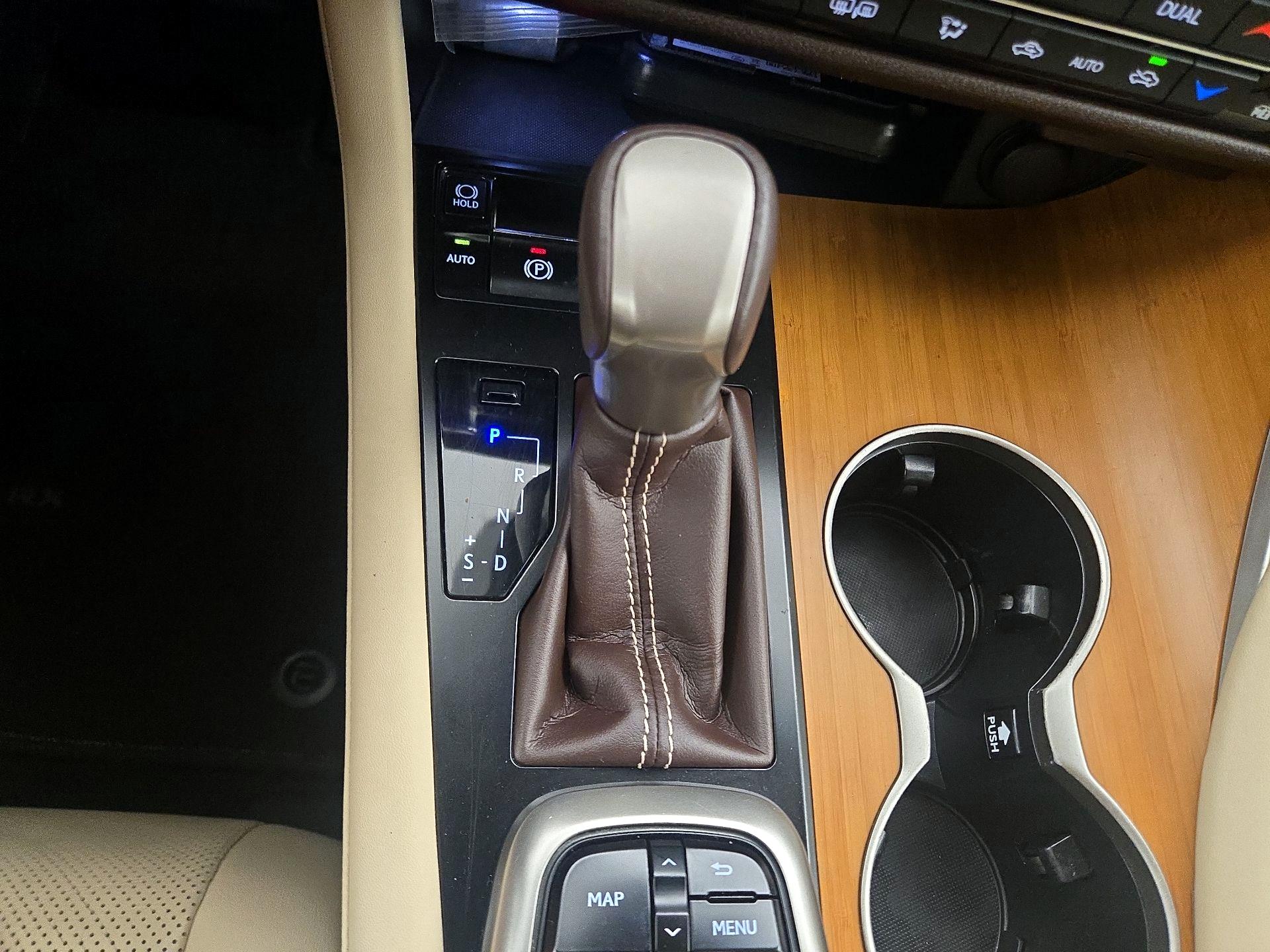 Thumbnail: 2019 Lexus RX - 18