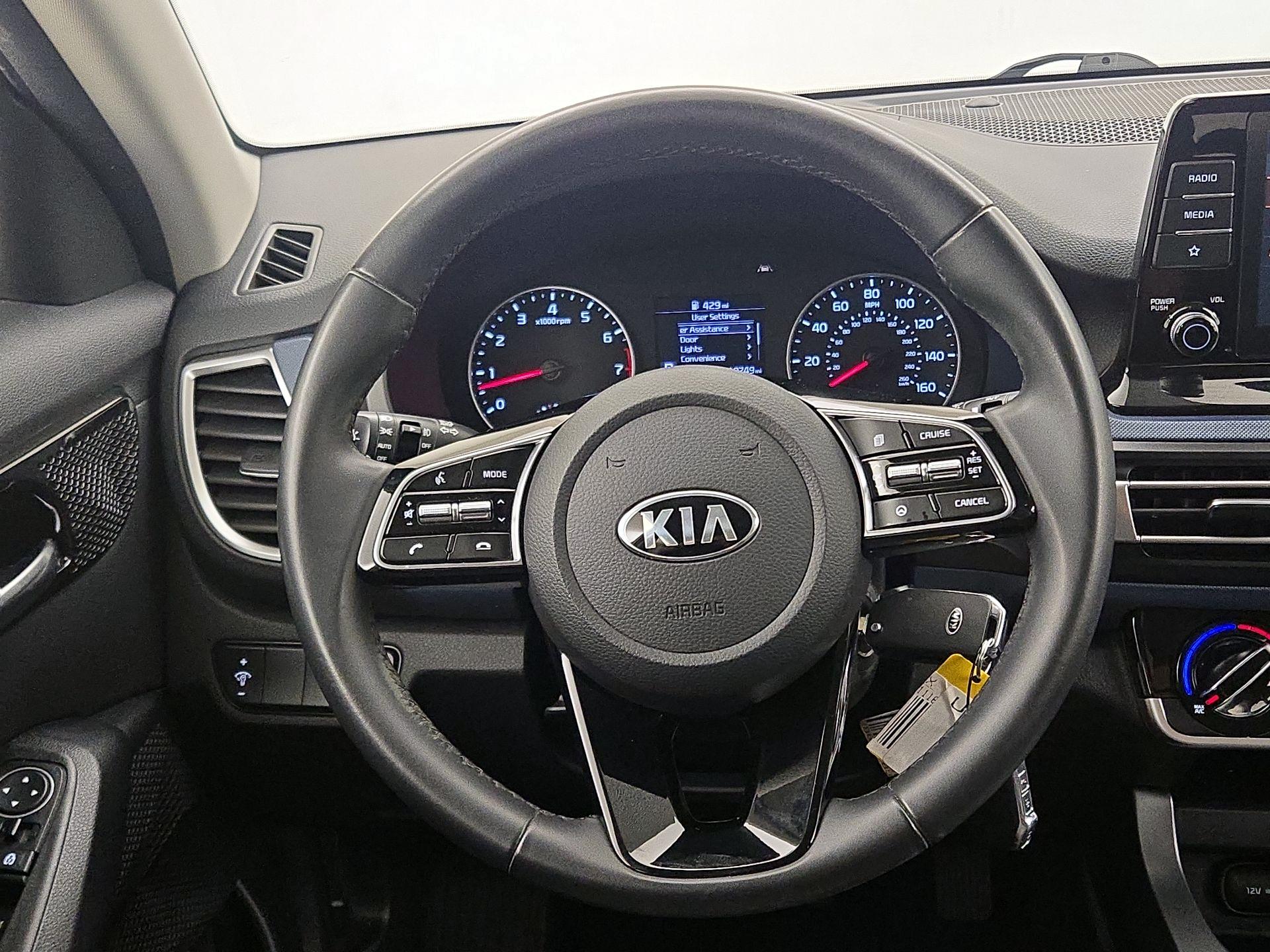 Thumbnail: 2021 Kia Seltos - 10