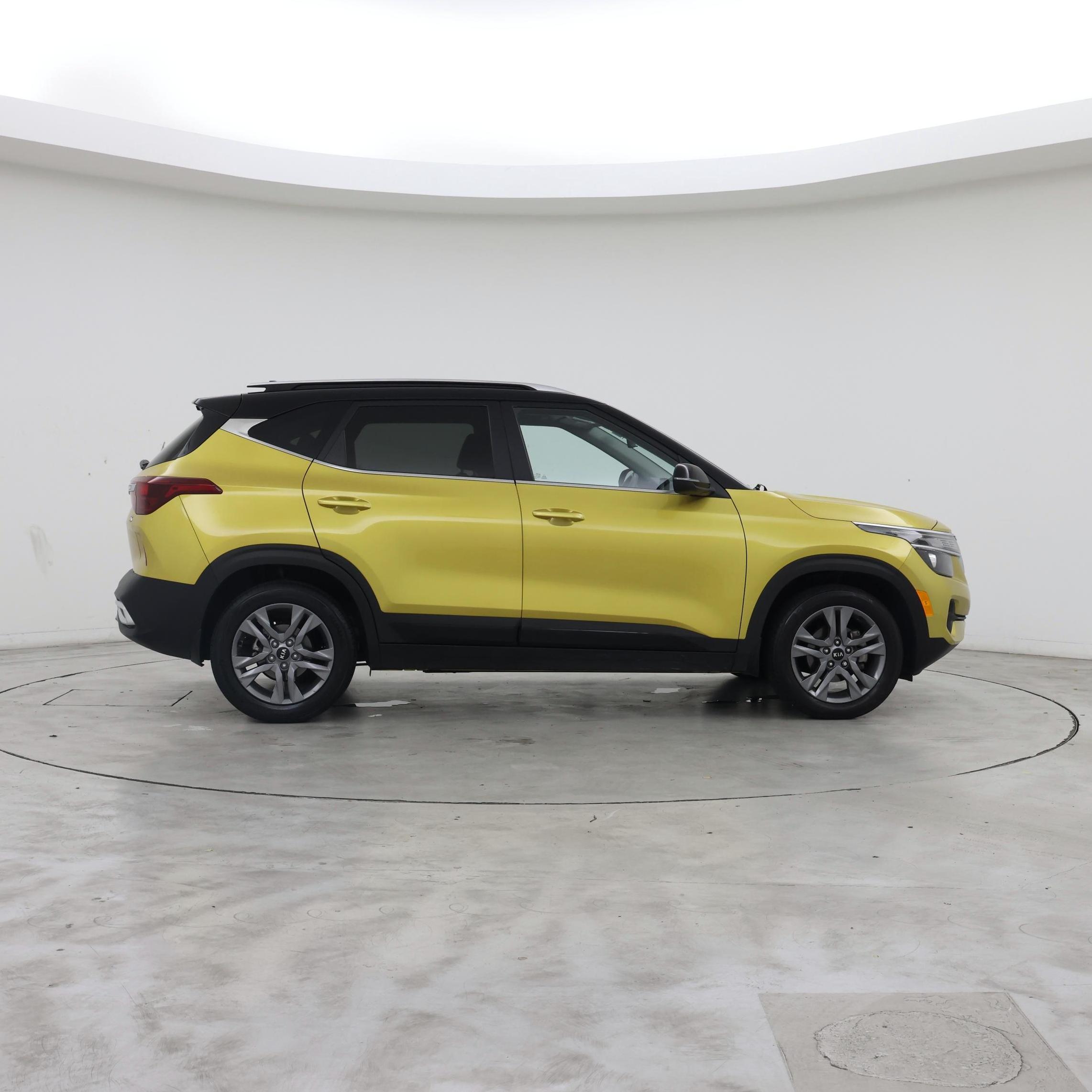 Thumbnail: 2021 Kia Seltos - 7