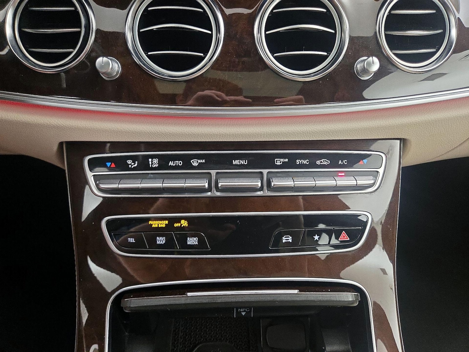 2023 Mercedes-Benz E-Class E350 - Photo 18