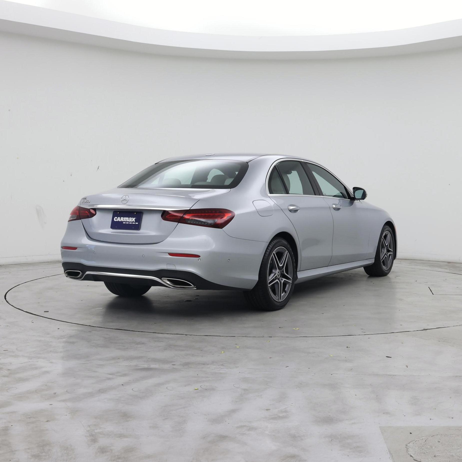 Thumbnail: 2023 Mercedes-Benz E-Class - 8