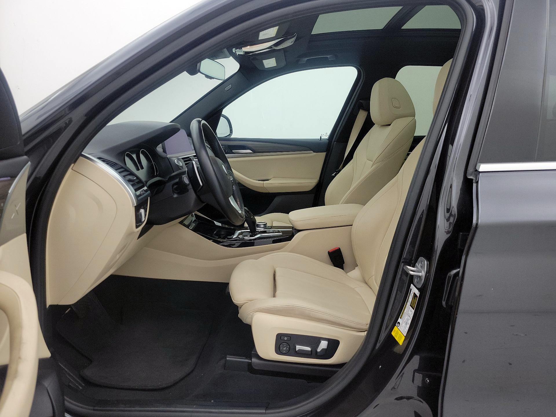 Thumbnail: 2021 BMW X3 - 11