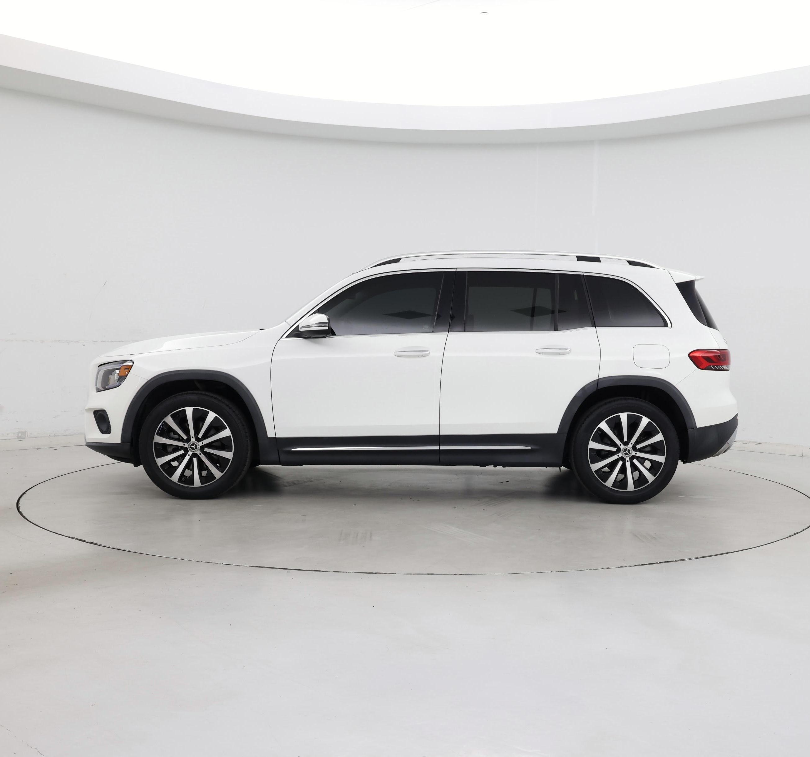 Thumbnail: 2022 Mercedes-Benz GLB - 3