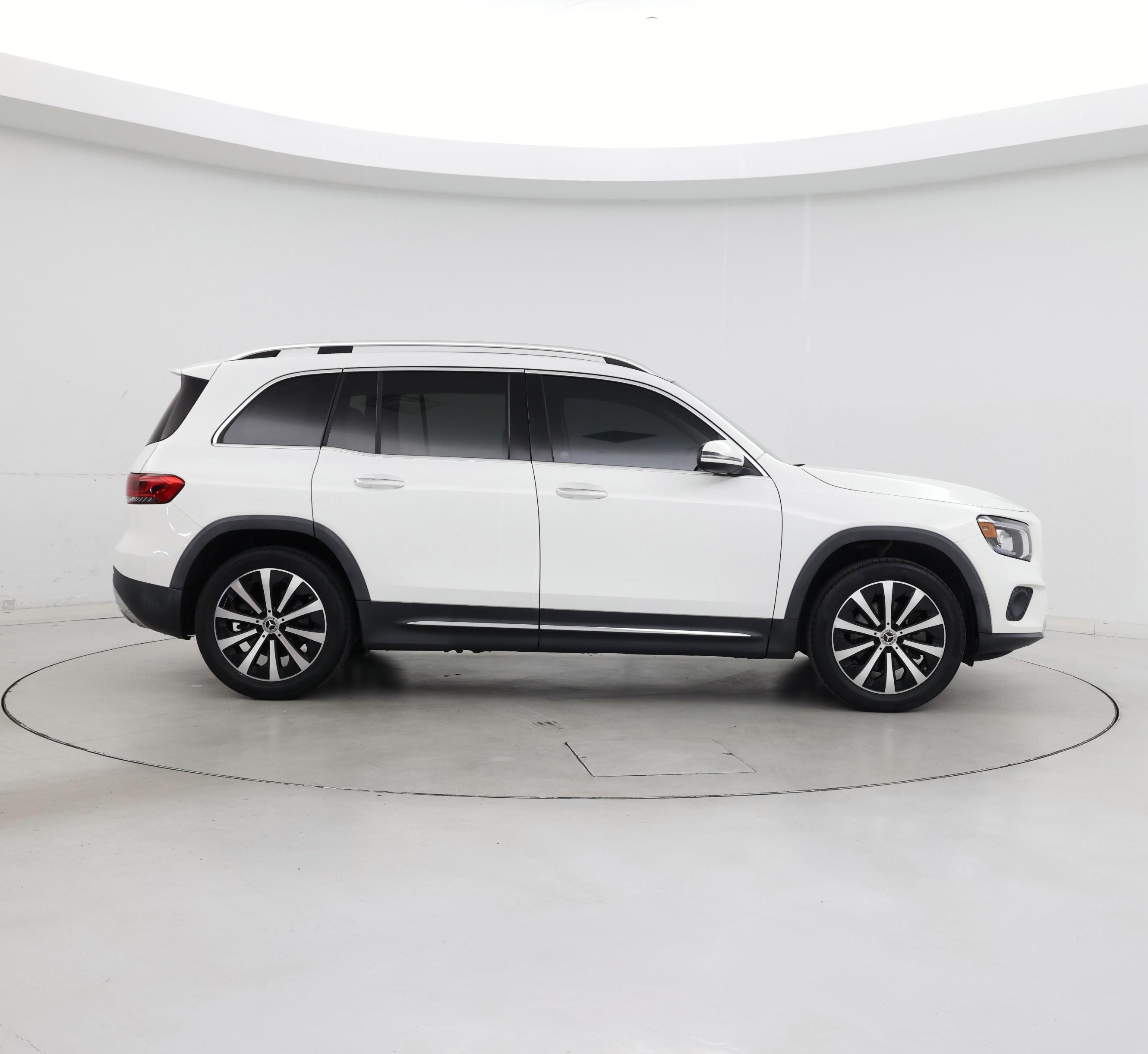 Thumbnail: 2022 Mercedes-Benz GLB - 7