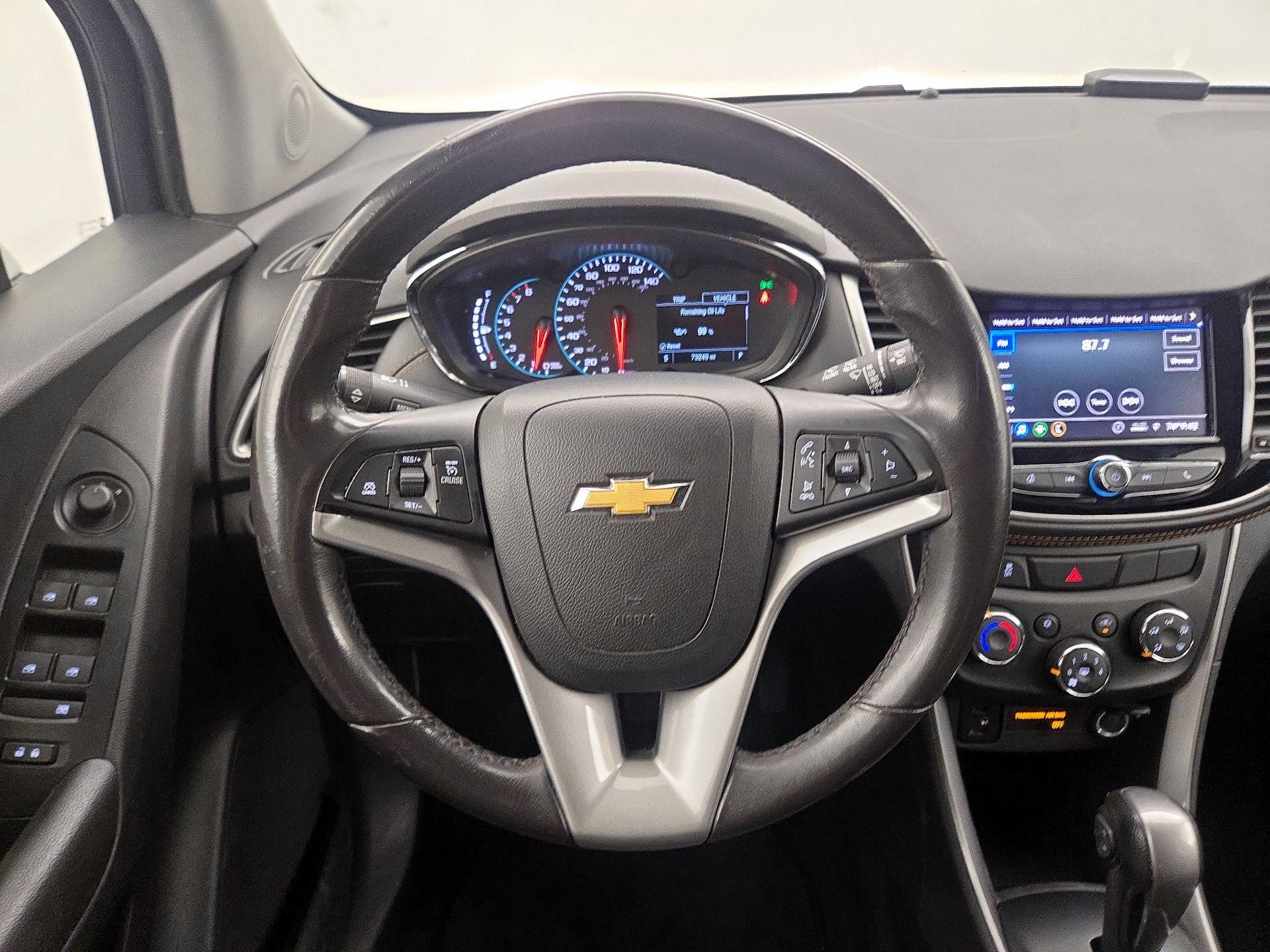Thumbnail: 2021 Chevrolet Trax - 10