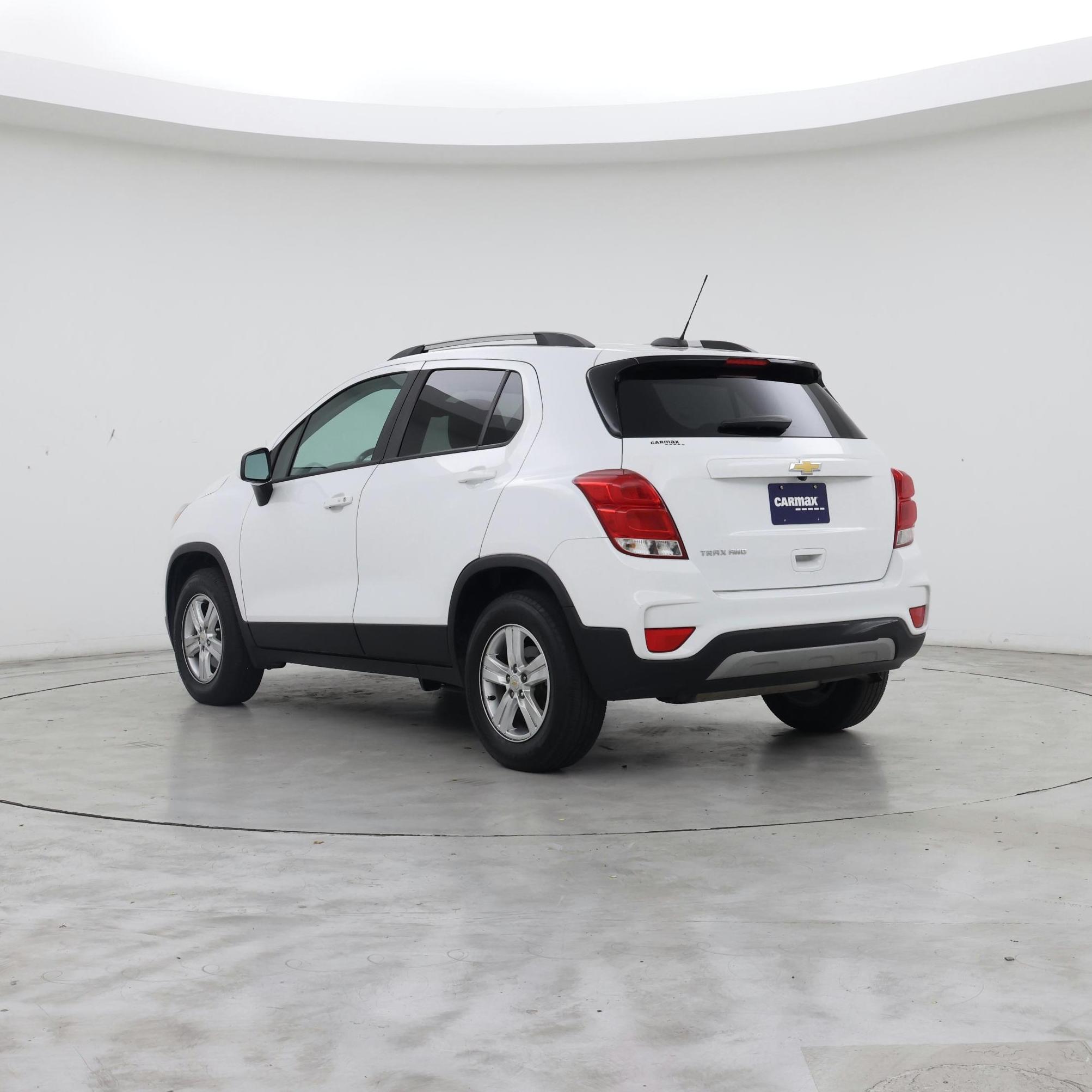 Thumbnail: 2021 Chevrolet Trax - 2