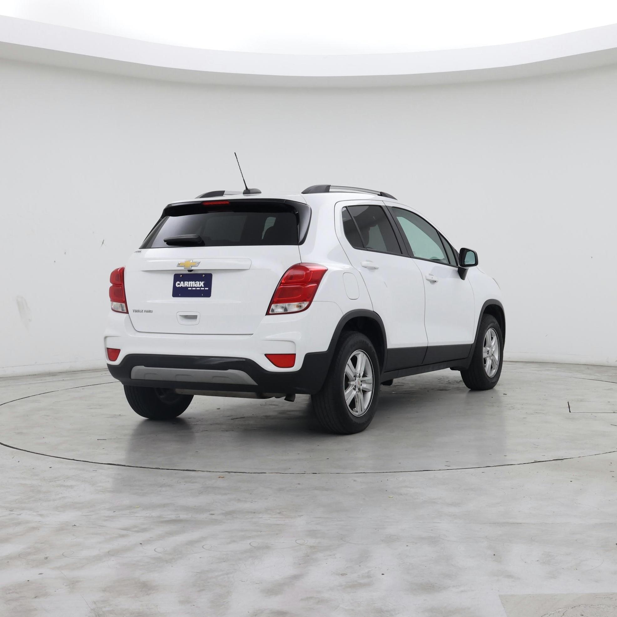 Thumbnail: 2021 Chevrolet Trax - 8