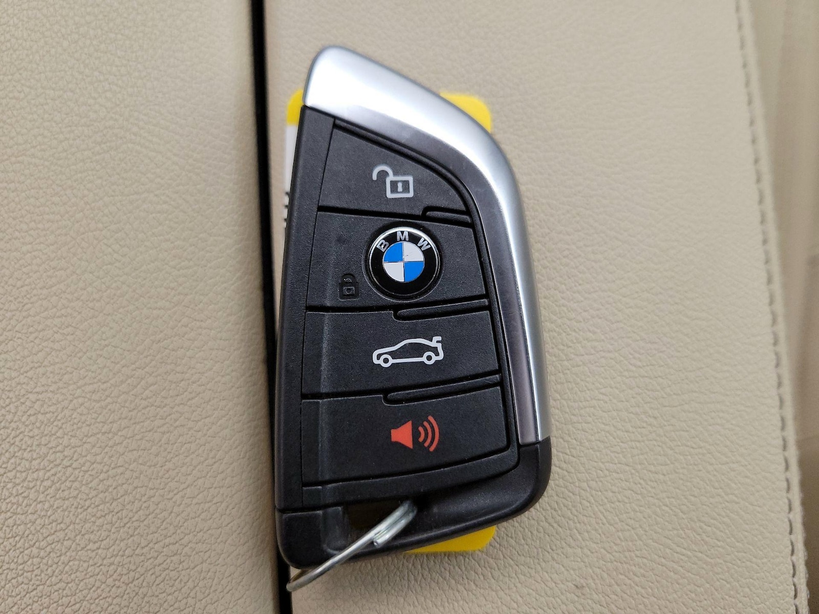 2023 BMW 5 Series 530i - Photo 25