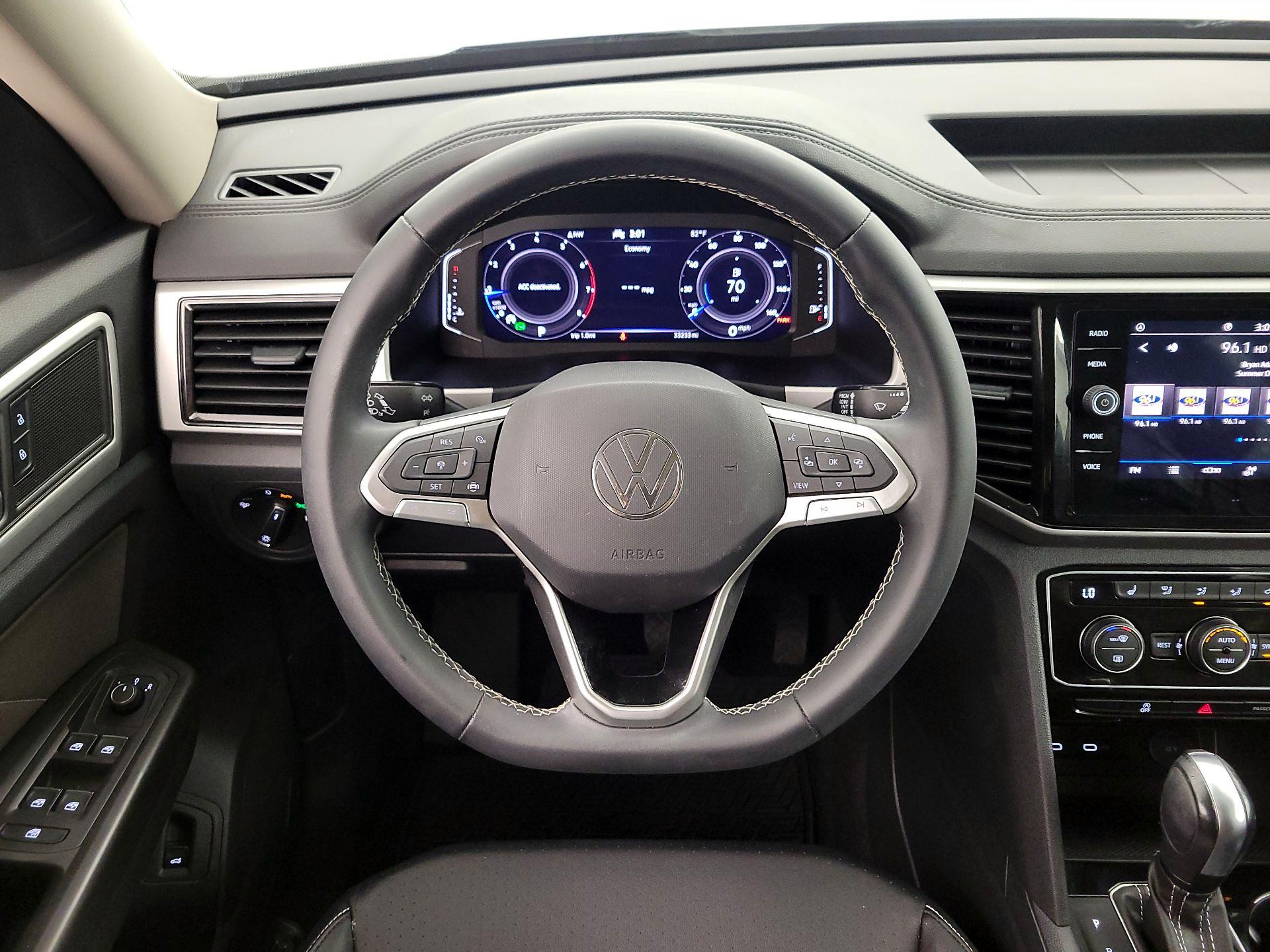 Thumbnail: 2023 Volkswagen Atlas - 10