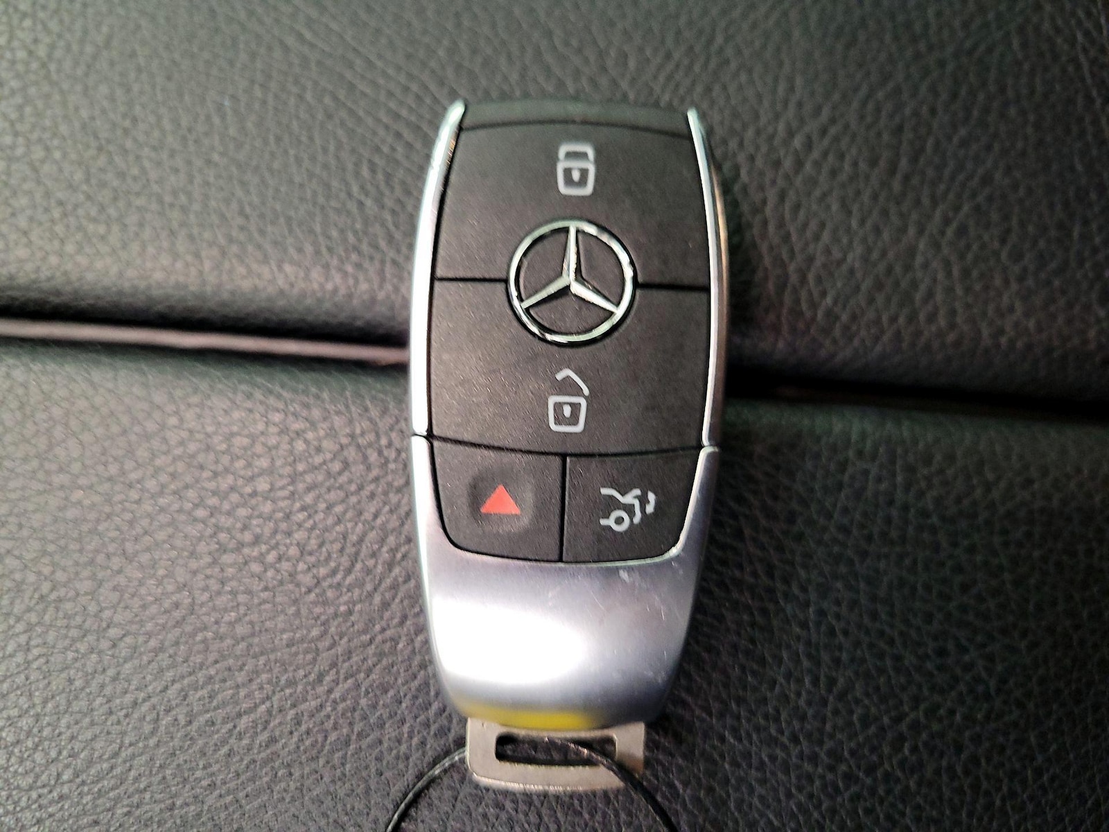 2022 Mercedes-Benz GLS GLS450 - Photo 27