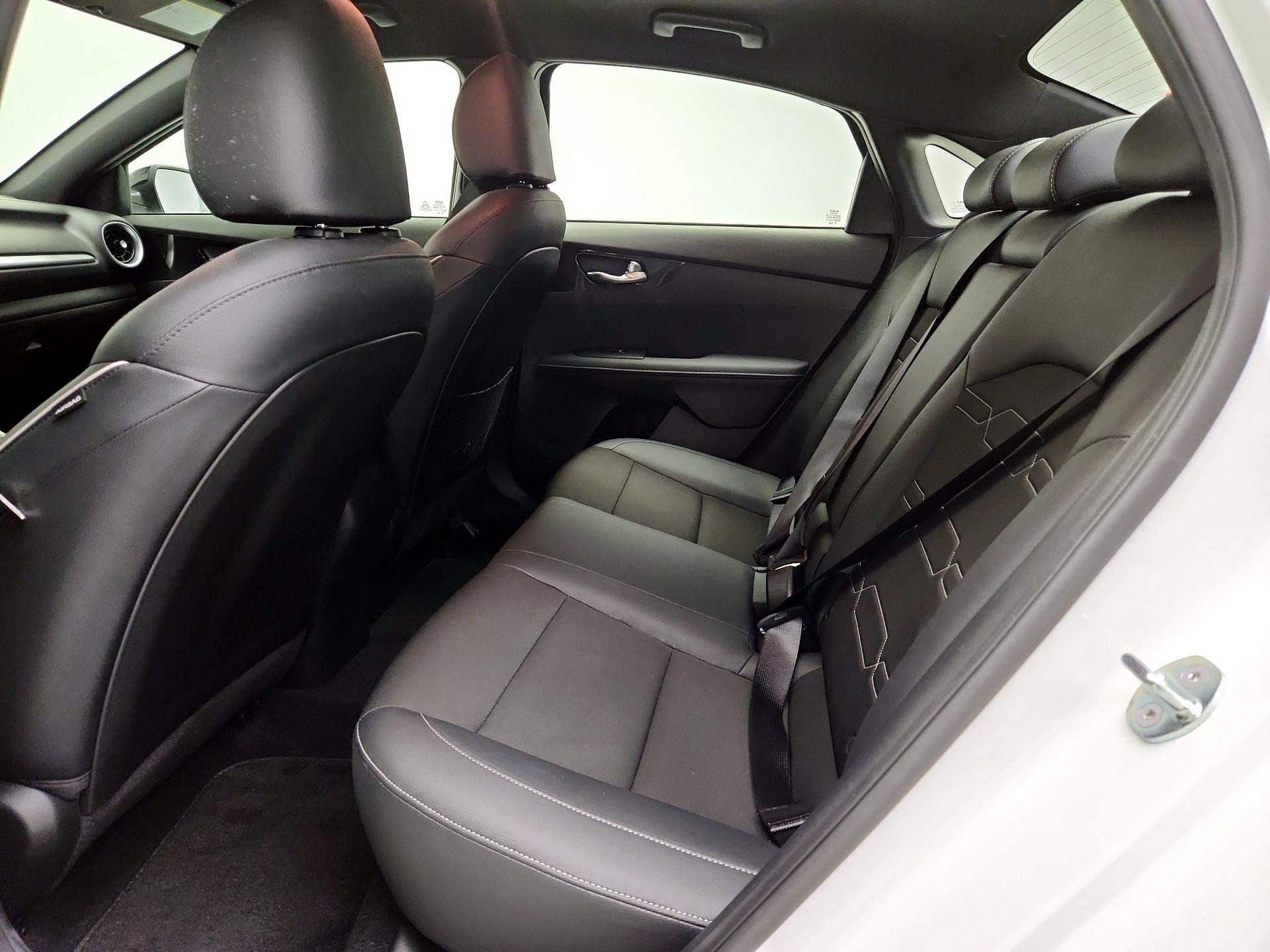 Thumbnail: 2023 Kia Forte - 20
