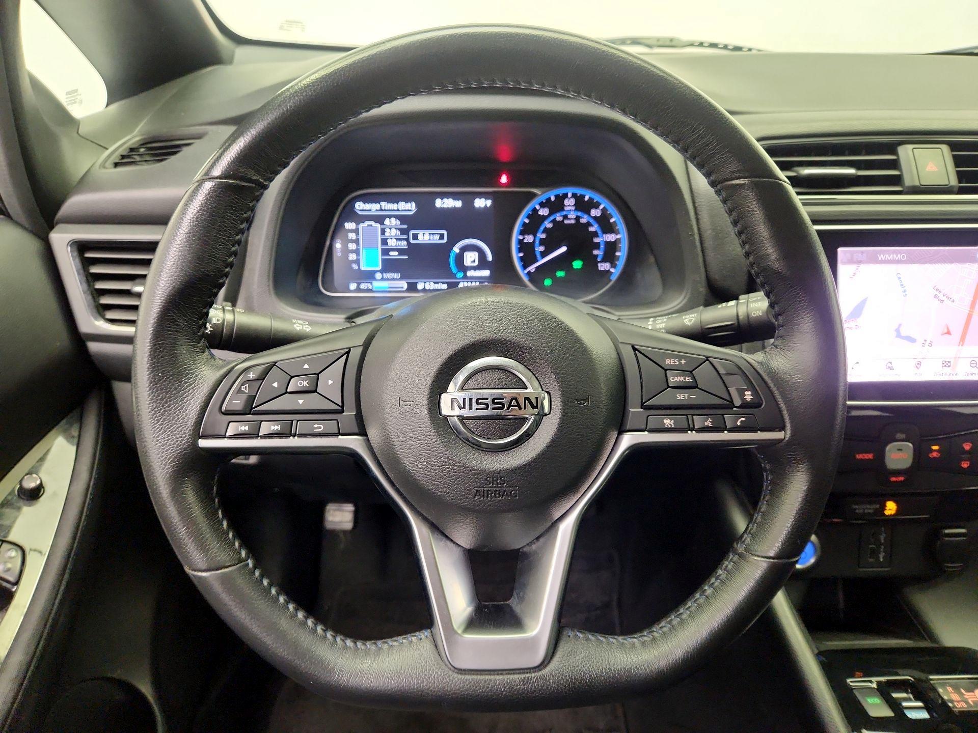 Thumbnail: 2020 Nissan Leaf - 10