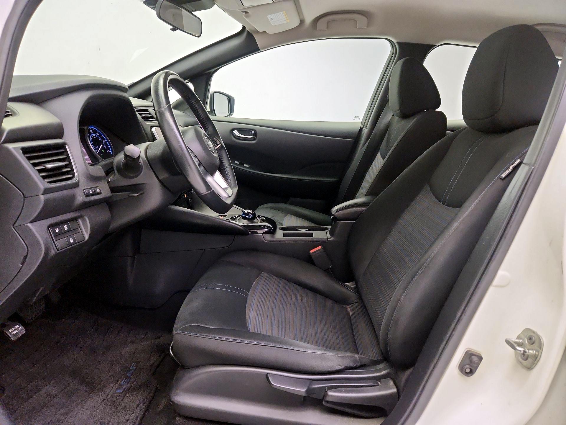 Thumbnail: 2020 Nissan Leaf - 11