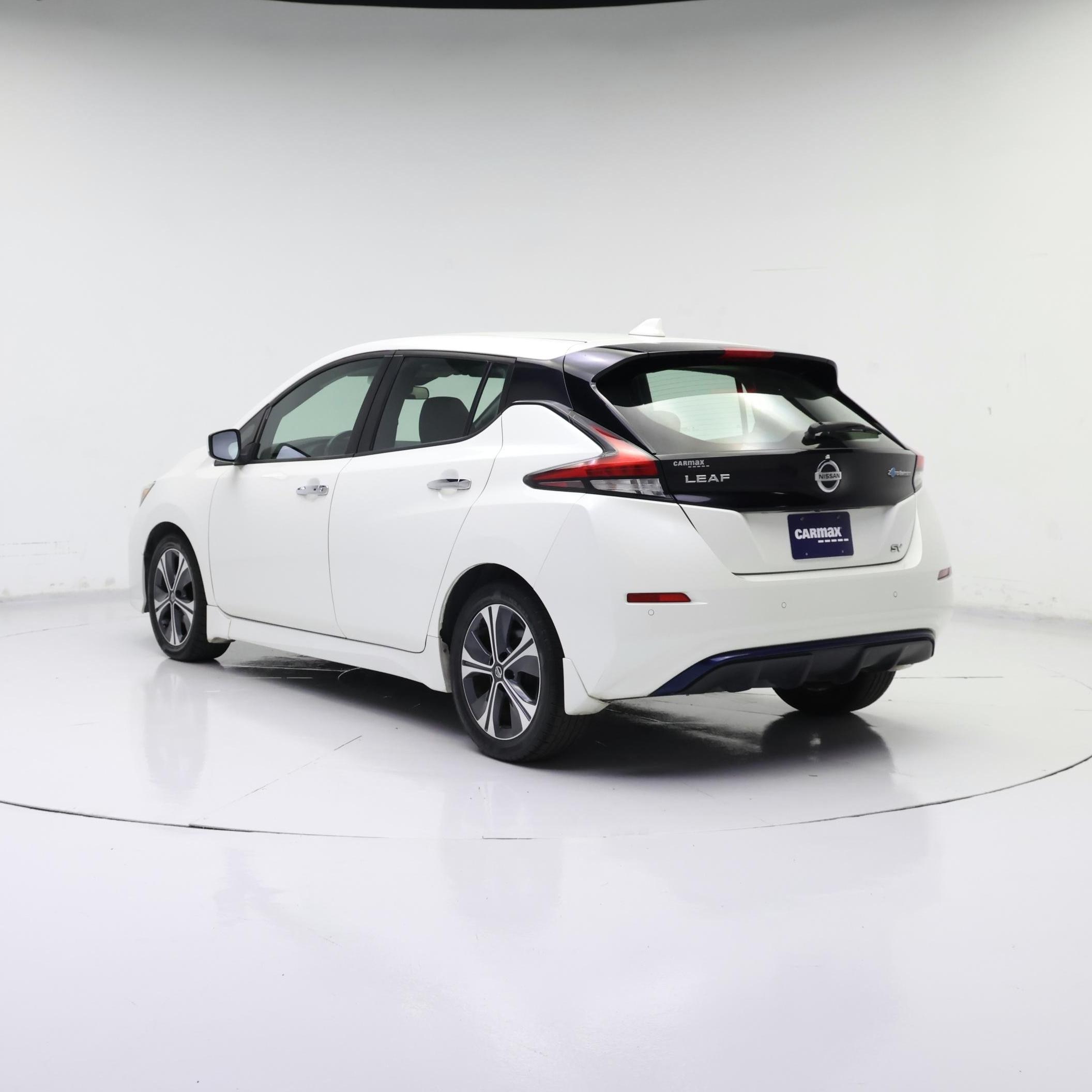 Thumbnail: 2020 Nissan Leaf - 2