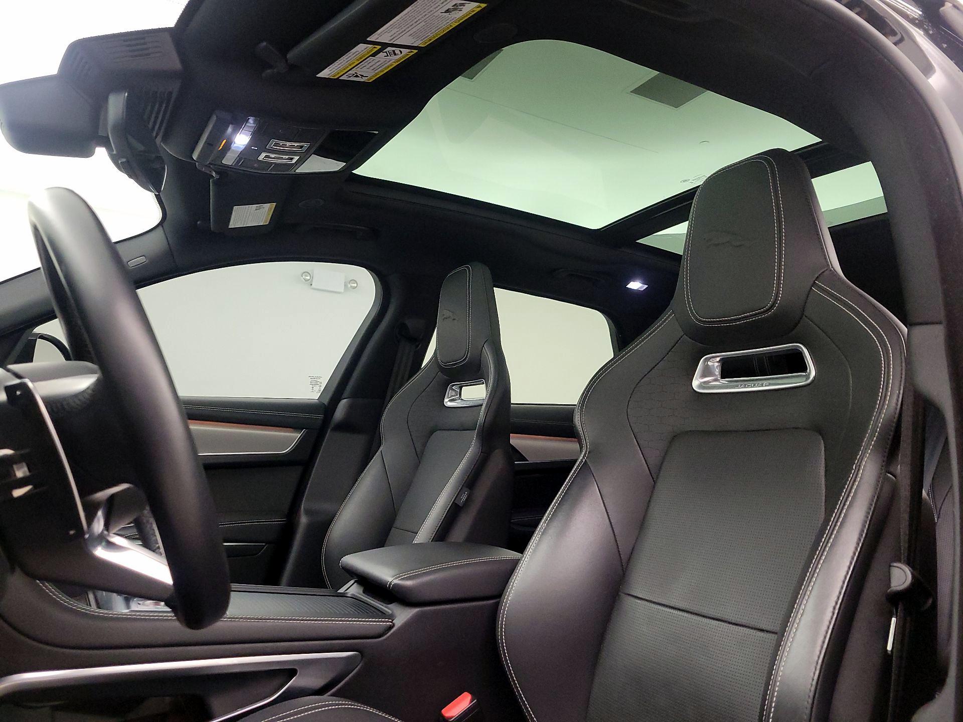 Thumbnail: 2025 Jaguar F-Pace - 19
