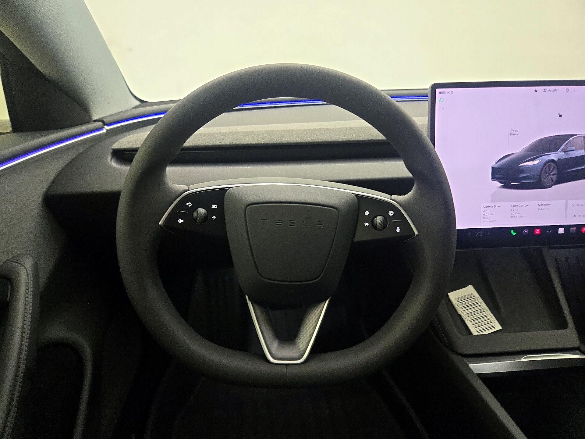 Thumbnail: 2025 Tesla Model 3 - 10