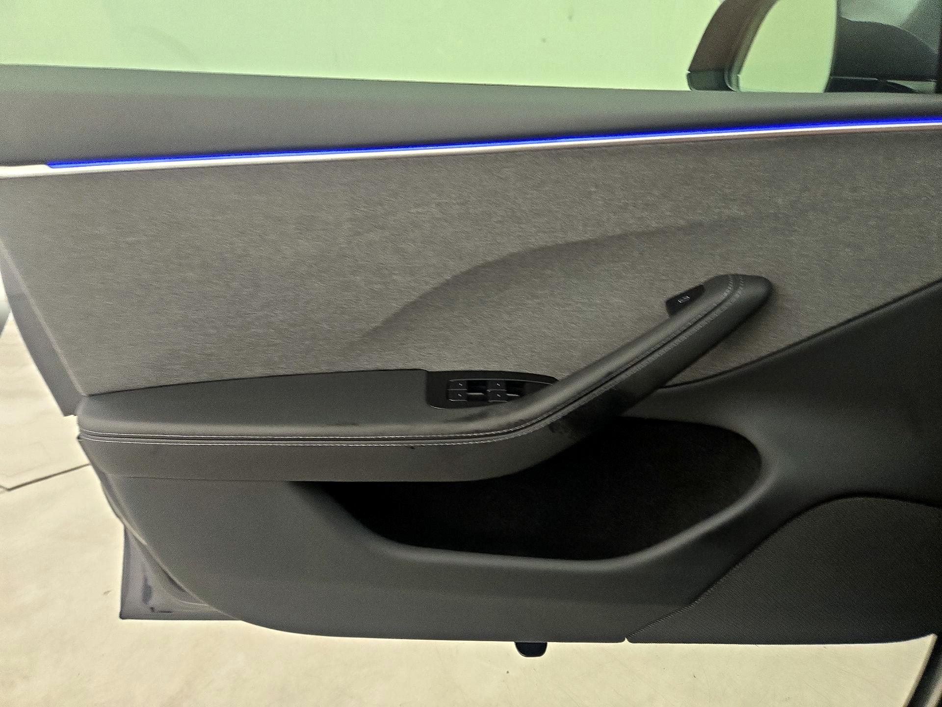 Thumbnail: 2025 Tesla Model 3 - 12