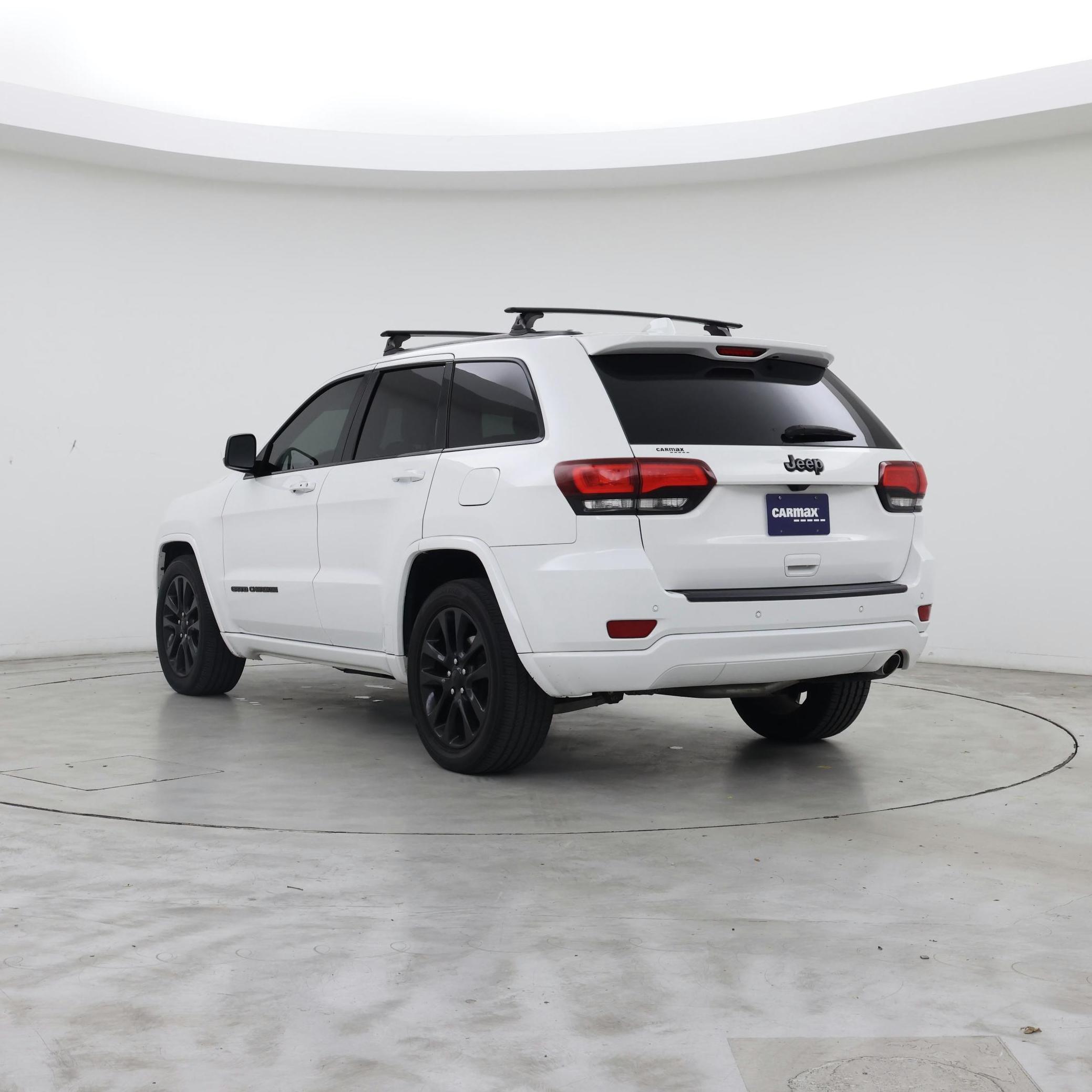 Thumbnail: 2019 Jeep Grand Cherokee - 2