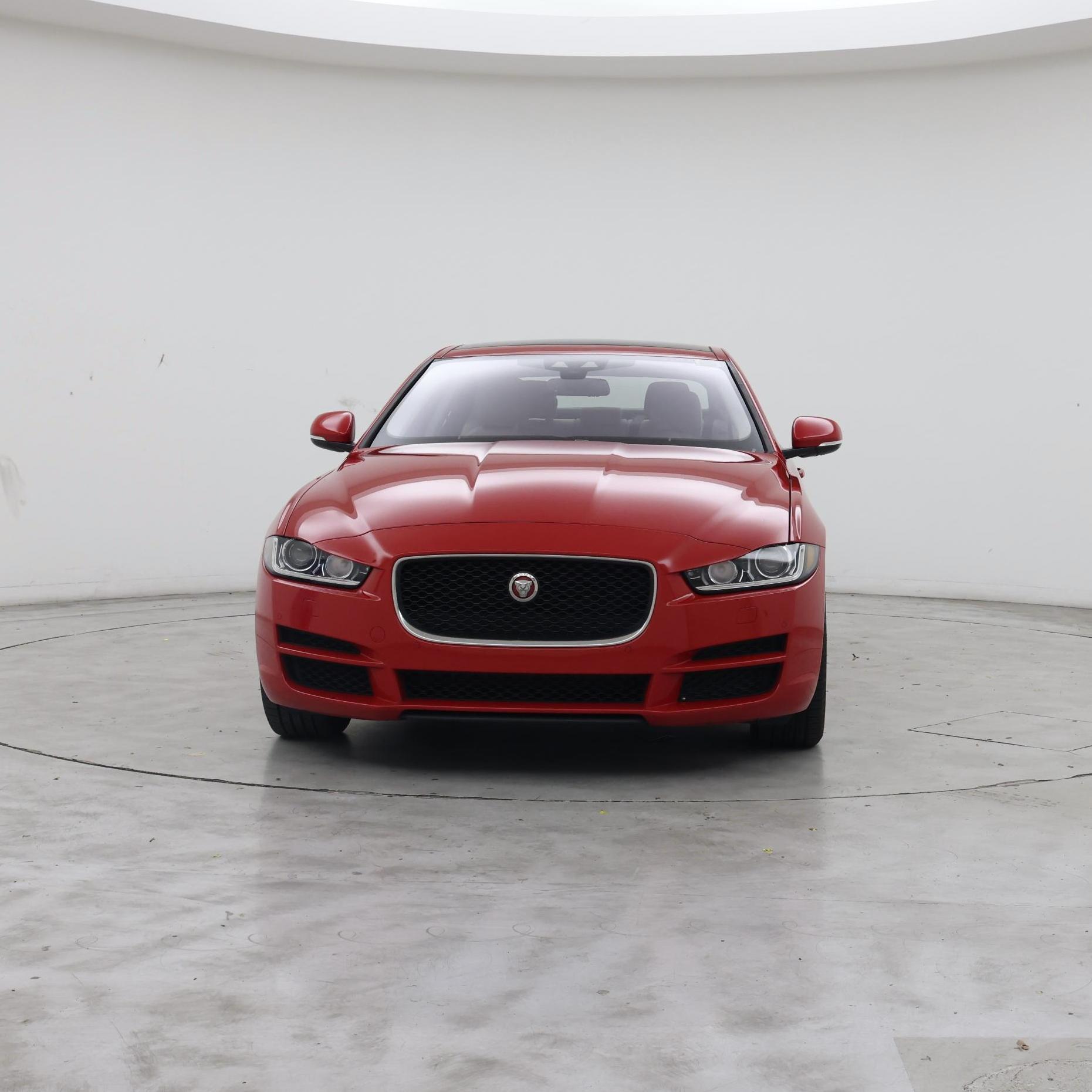 Thumbnail: 2018 Jaguar XE - 5