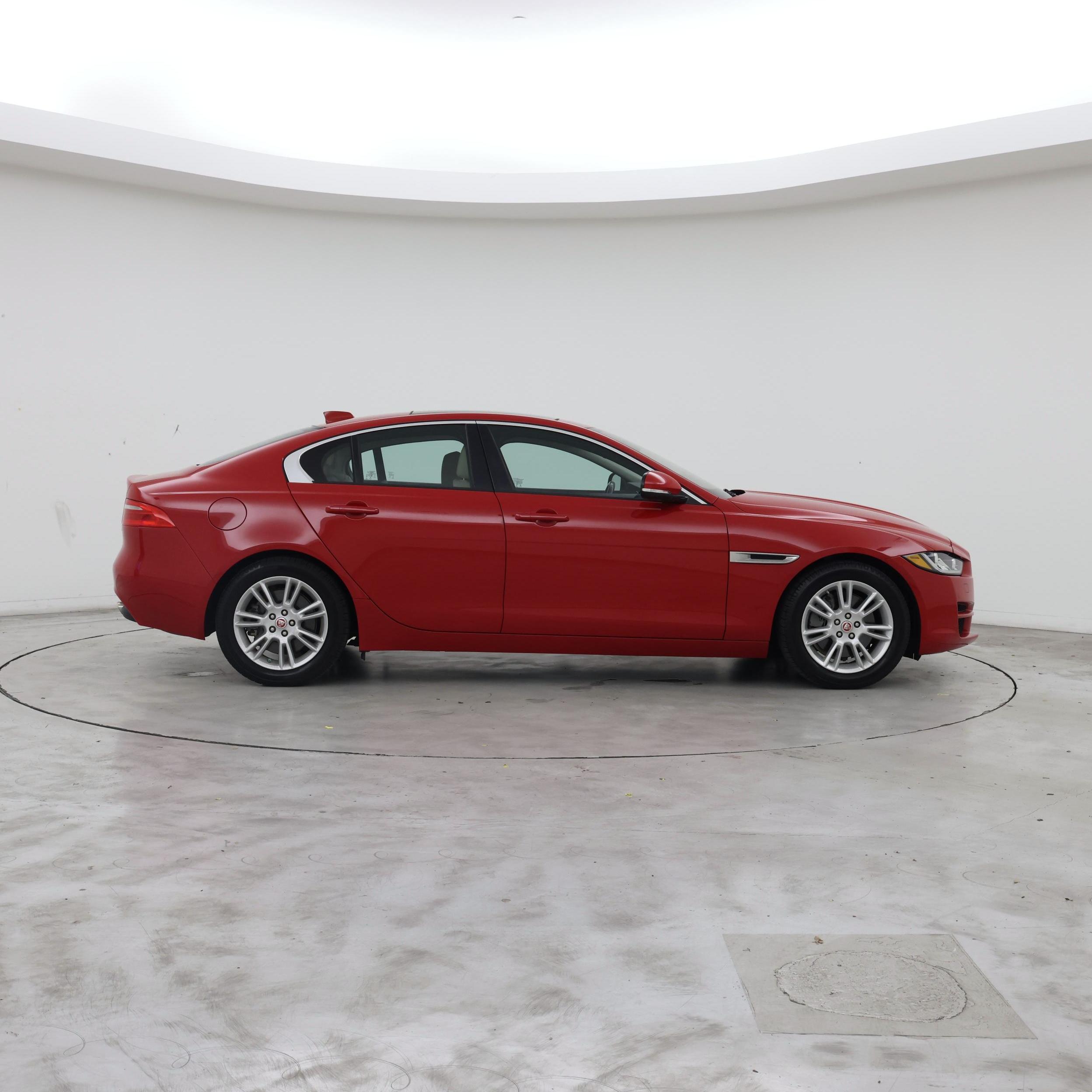 Thumbnail: 2018 Jaguar XE - 7
