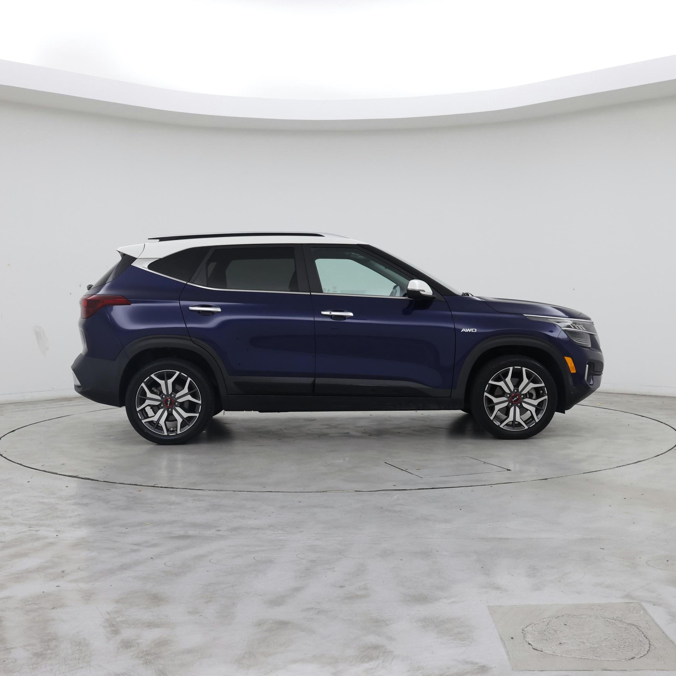 Thumbnail: 2022 Kia Seltos - 7